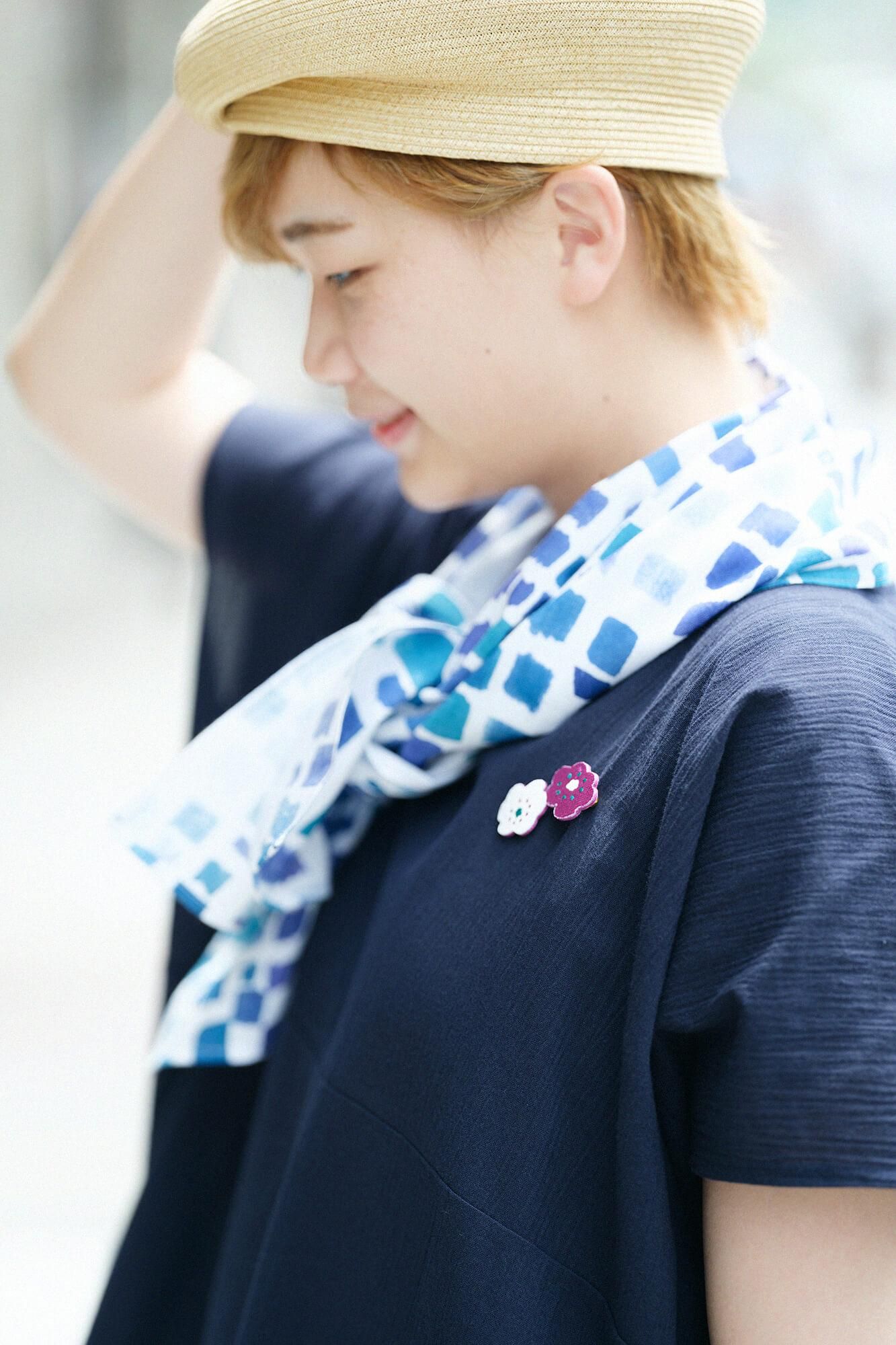 Embroidery Brooch / Smile Pink