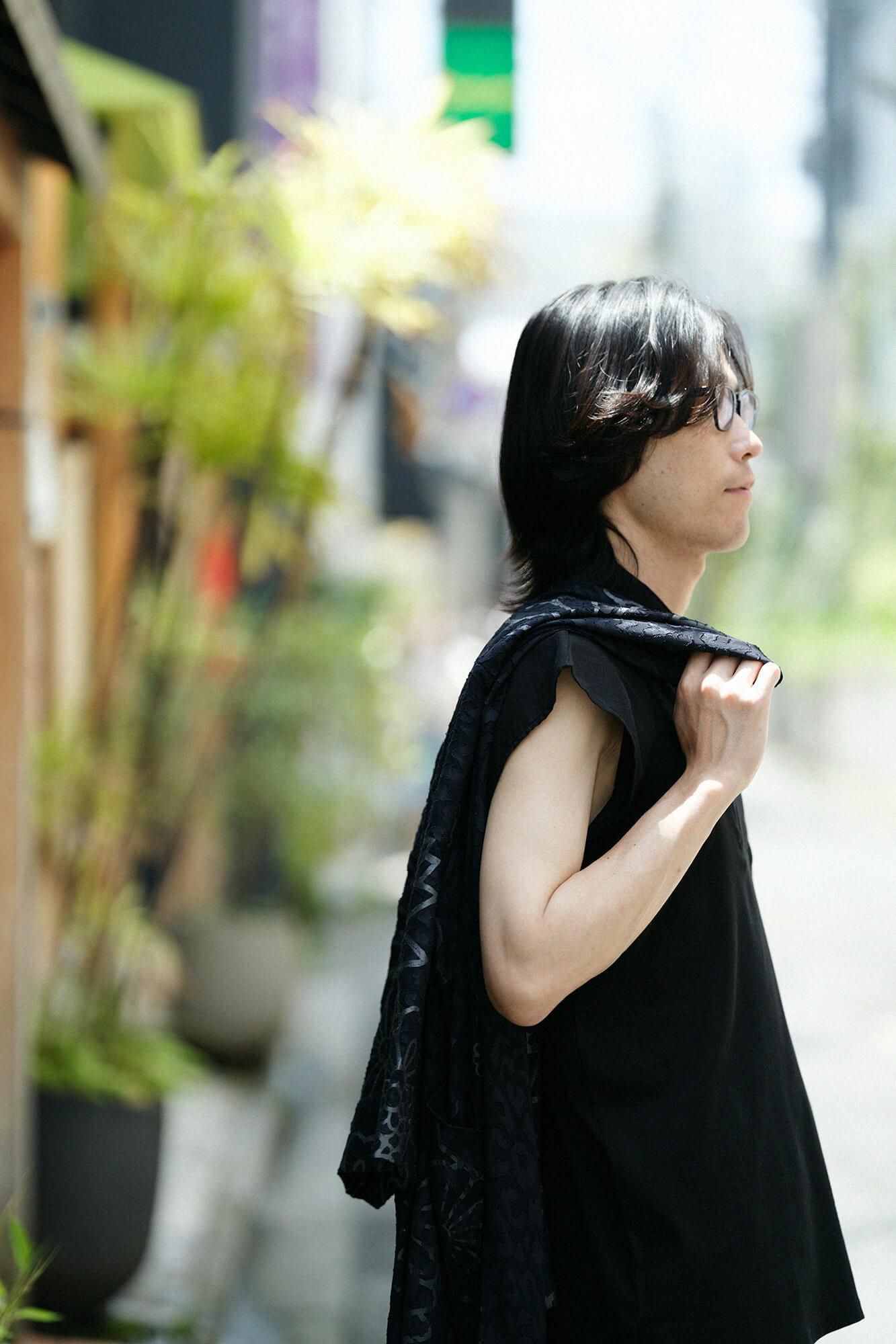 타카시마치지미 40/40 소매 없는항에리 후우비(Haneri Fuubi)/검은색