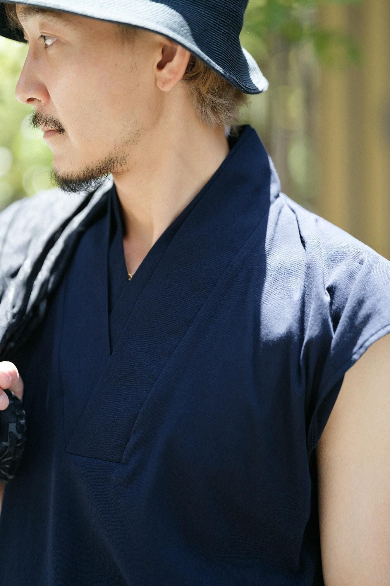 Chizimi Cotton 40/40 Sleeveless Fubi Double Collar Shirt / Dark Blue