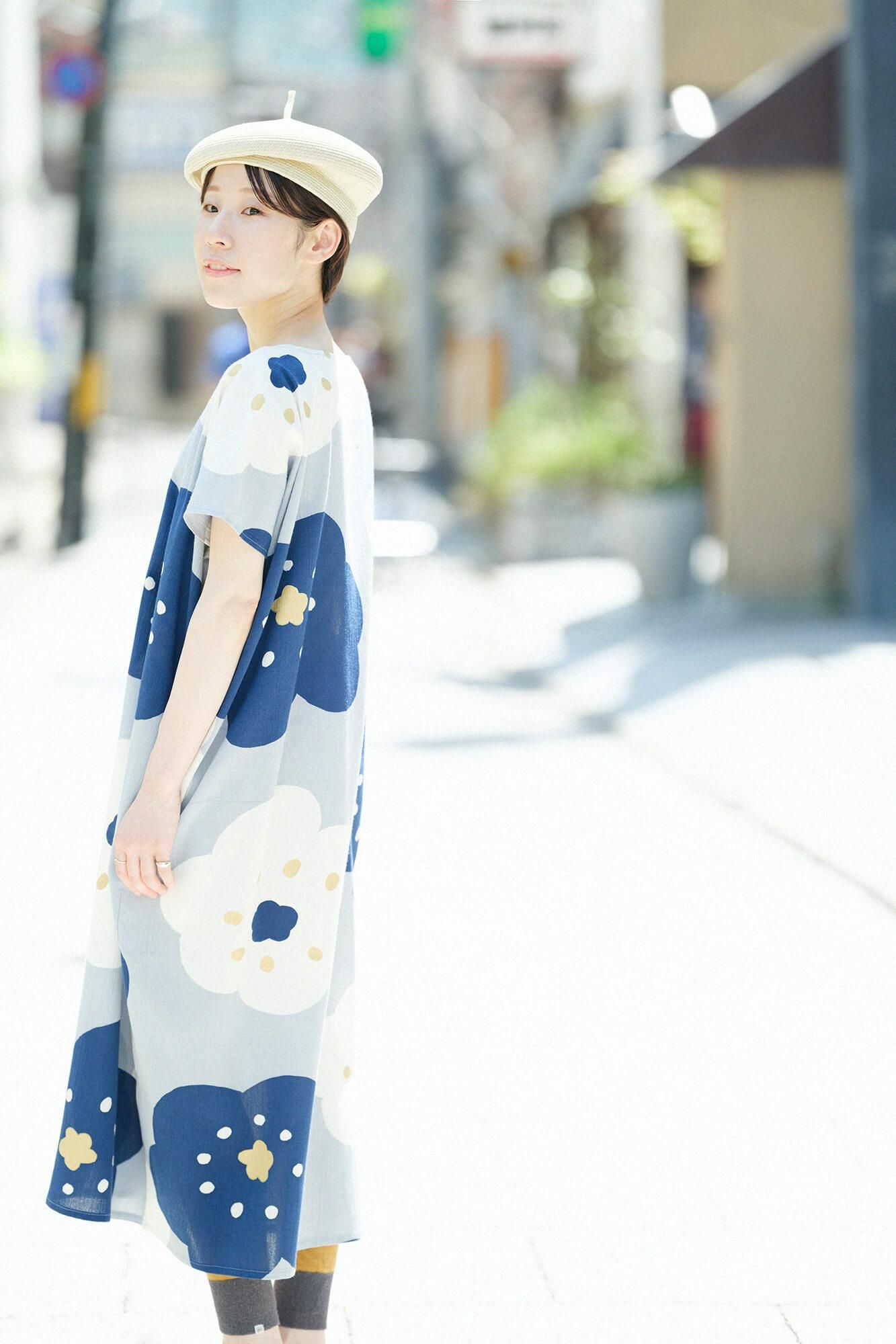 Takashima Chiku 20/20矩形服装（Chohokei） /微笑白色花色（Shirahanairo）