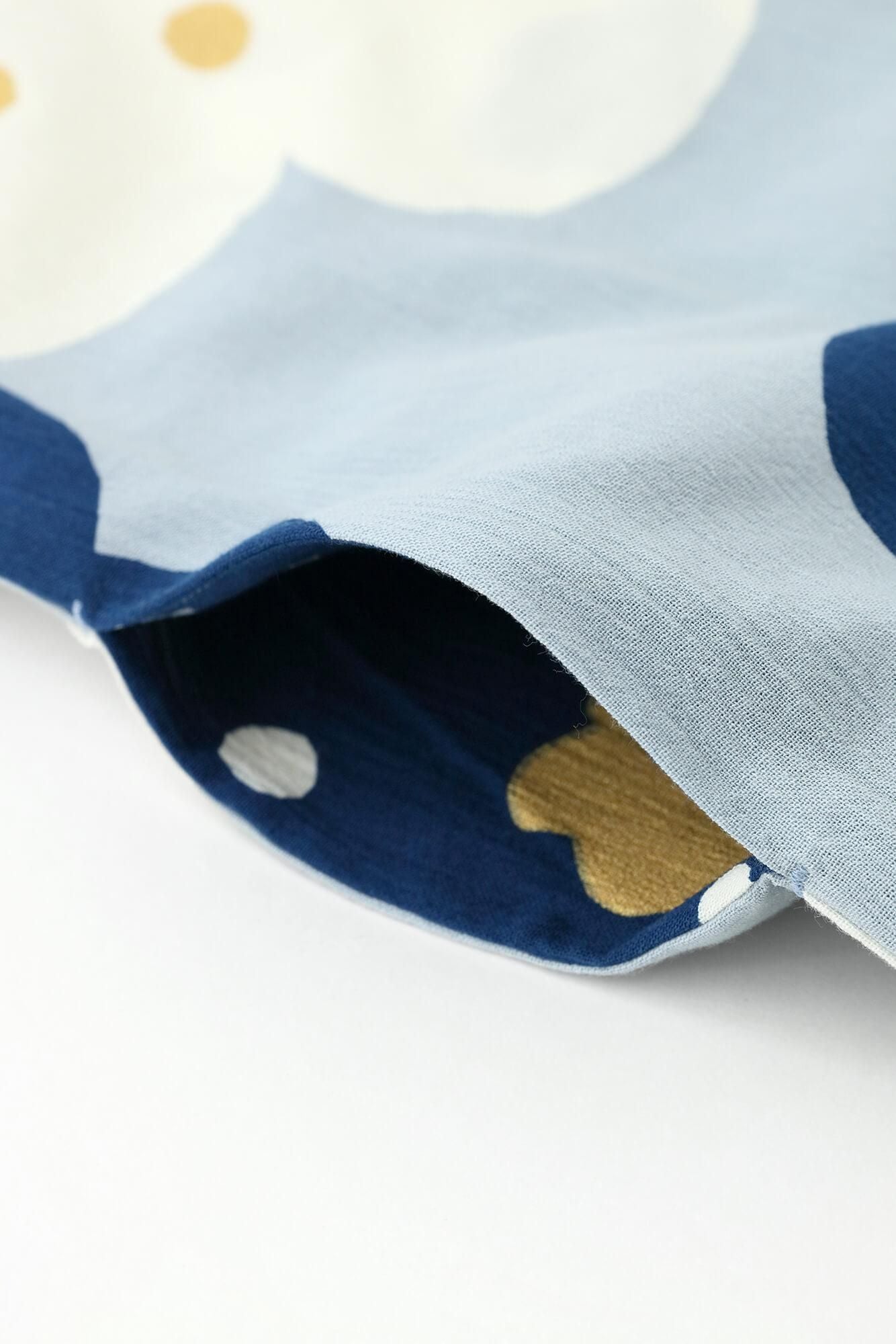 Takashima Chiku 20/20矩形服装（Chohokei） /微笑白色花色（Shirahanairo）