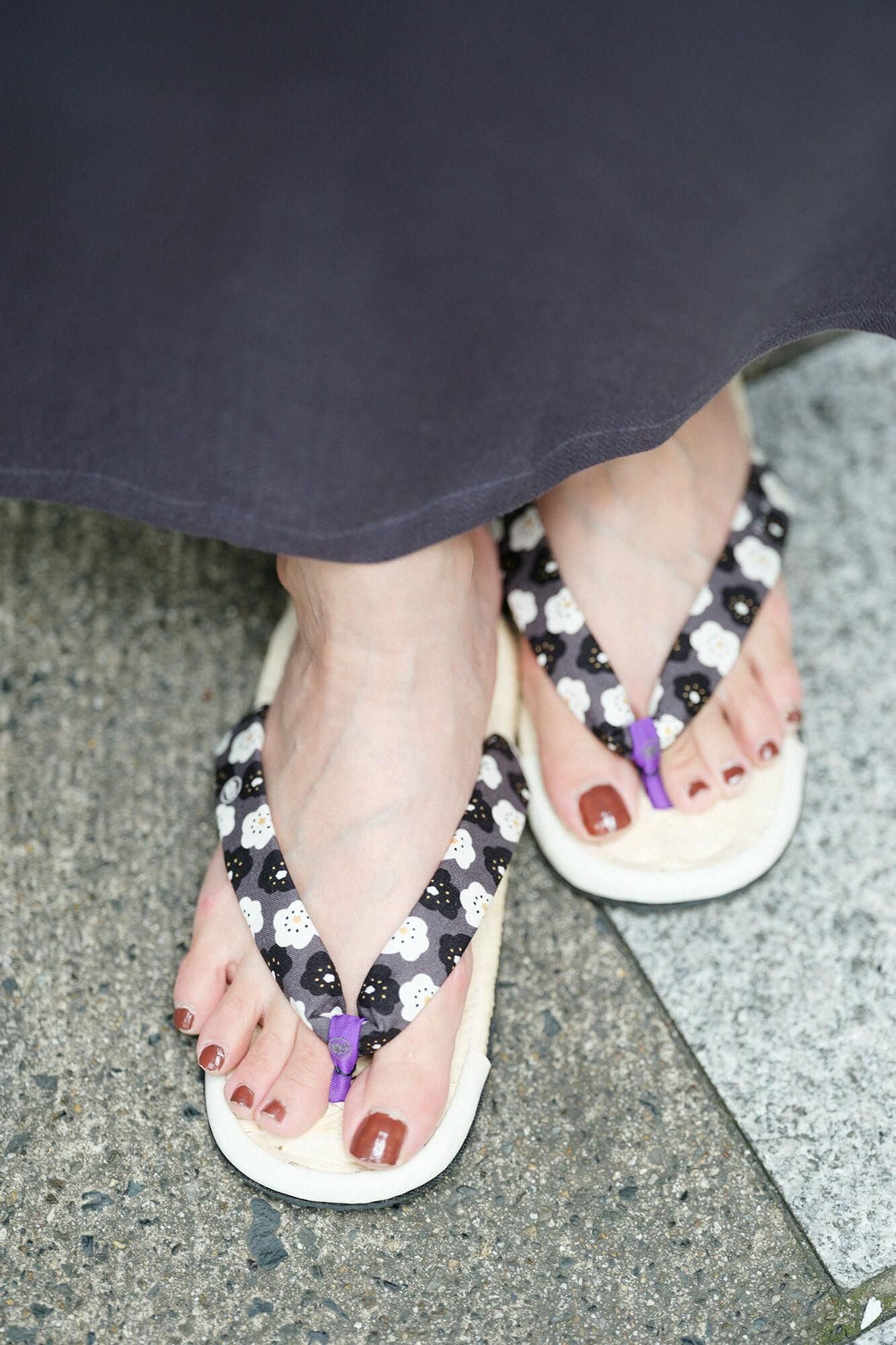 草履あさぶら 茶竹／ほほえみ