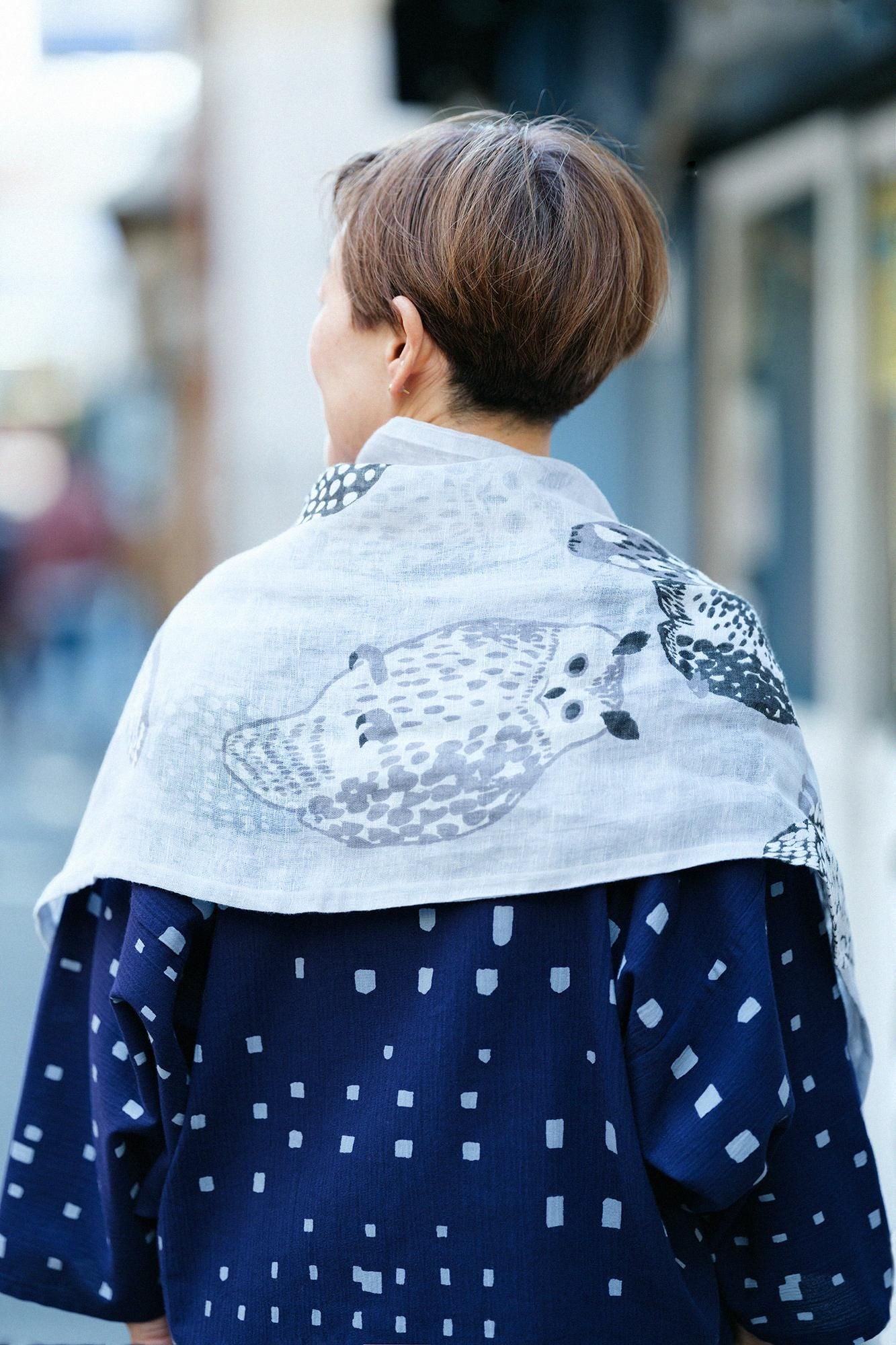 Cotton-linen Blend Ring-shaped Scarf / Owl