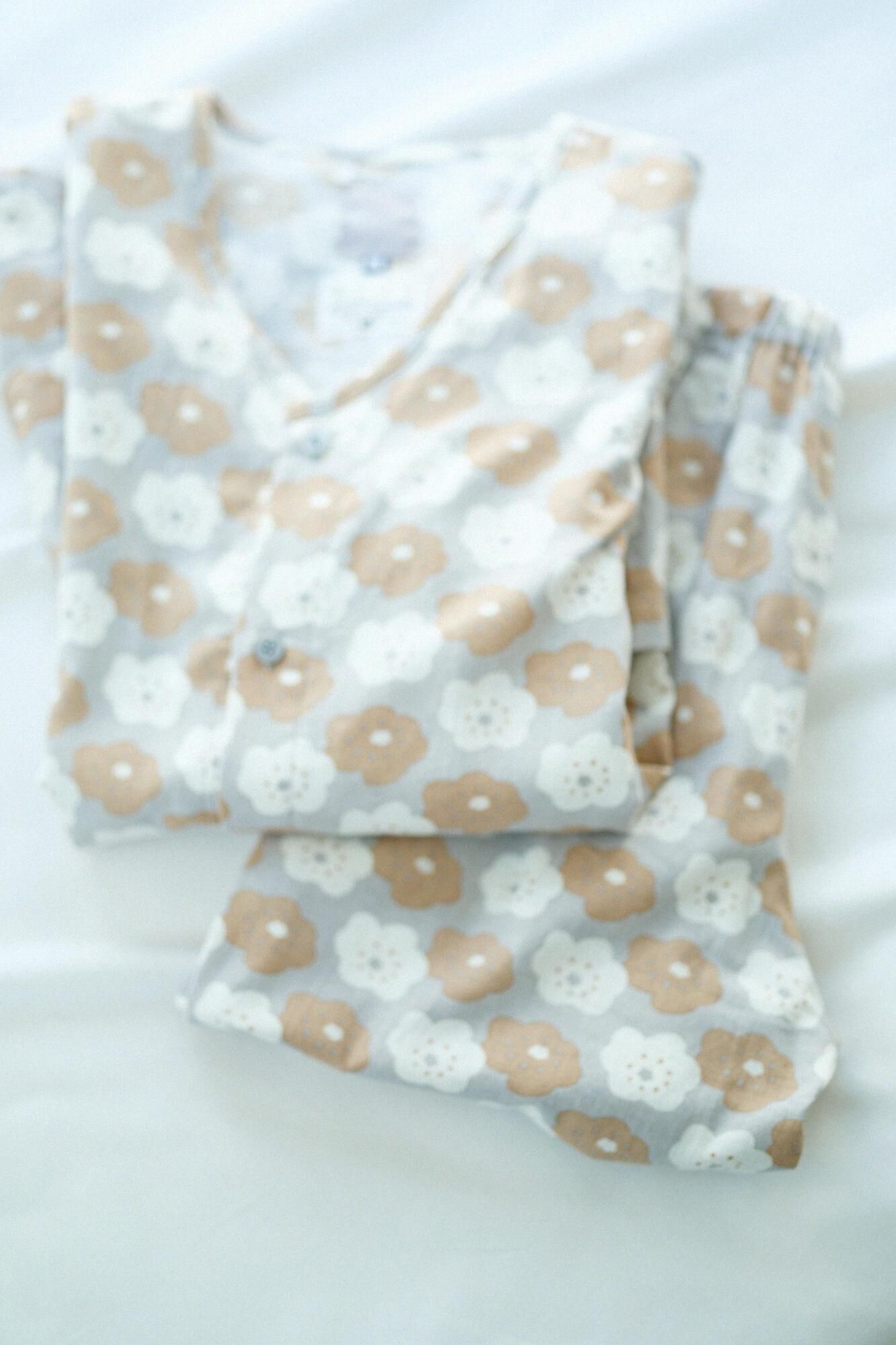 Takashima Plain Weave Textile Pajama / Smile
