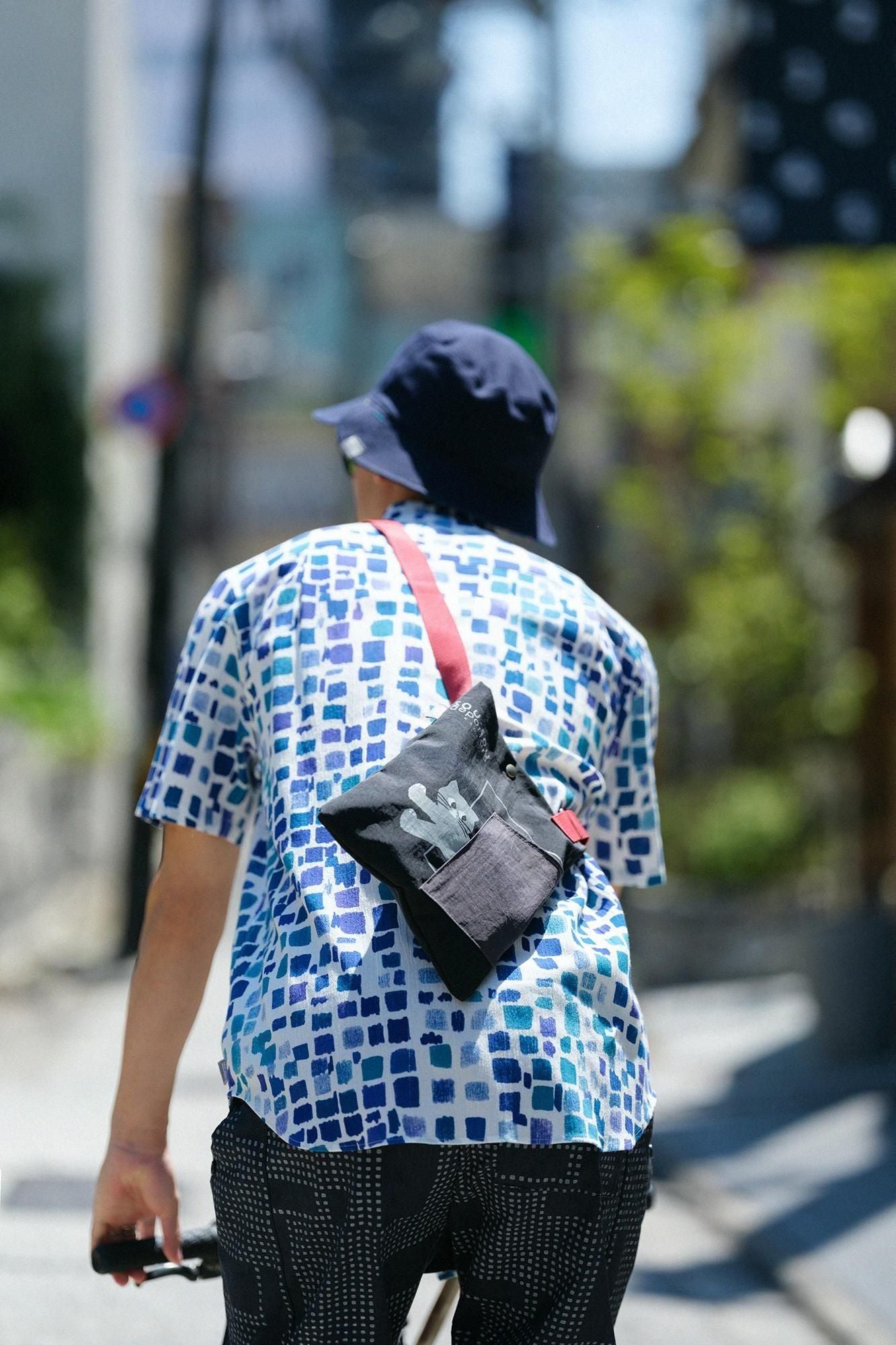 【net限定】高島縮 20/20 スタンドカラー半袖シャツ／絵具皿（えのぐざら） 水辺色（みずべいろ）