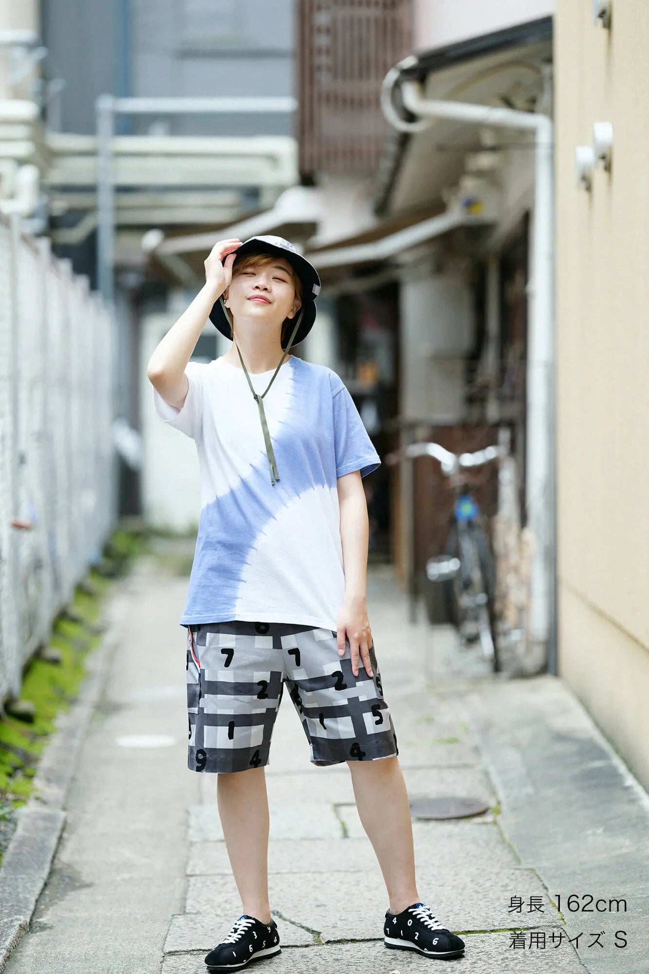【6月30日頃発送予定】近清絞り 染め分け半袖Tシャツ[5.0]／プラネート ホワイト×スカイブルー