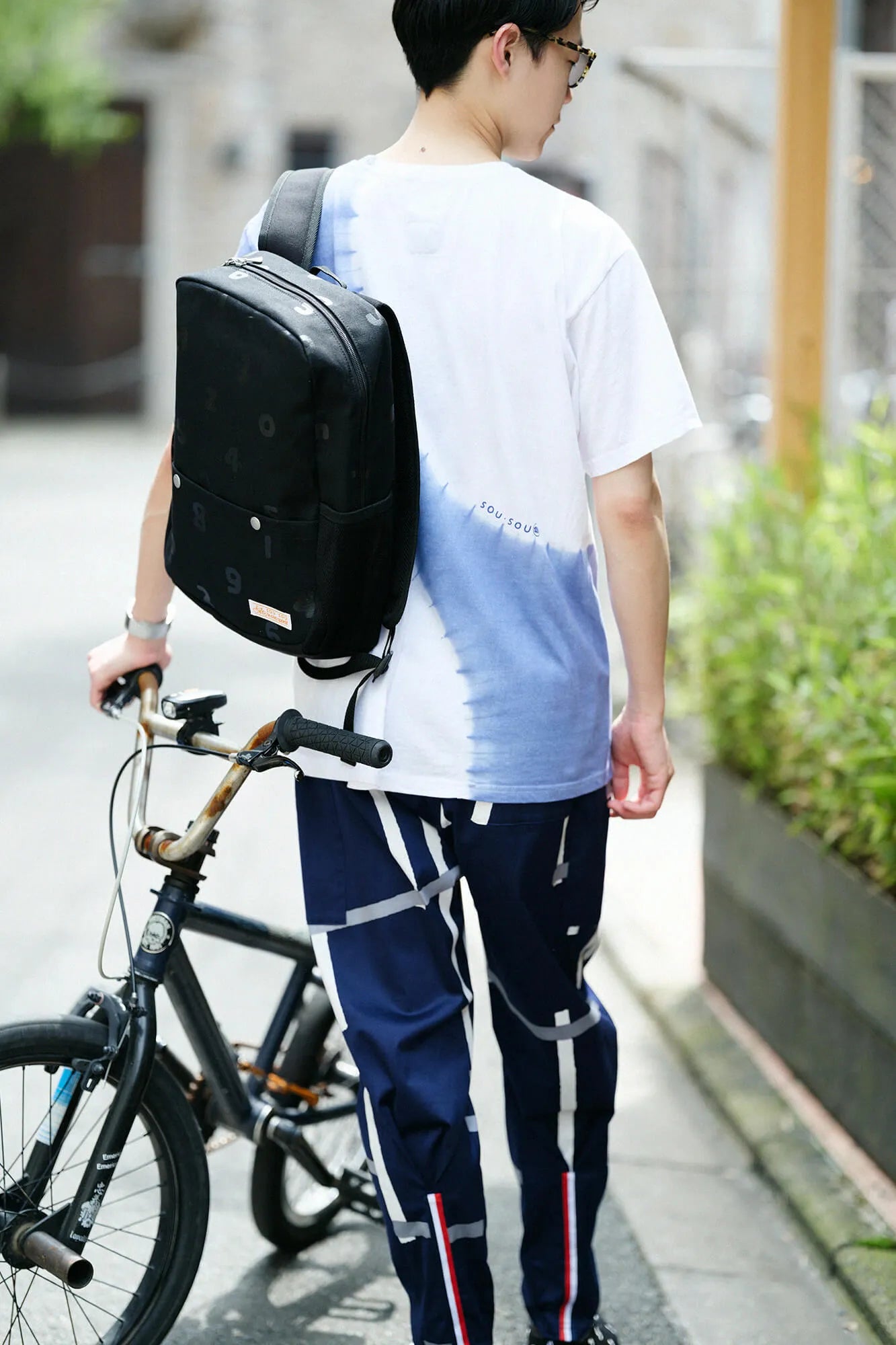 【6月30日頃発送予定】近清絞り 染め分け半袖Tシャツ[5.0]／プラネート ホワイト×スカイブルー