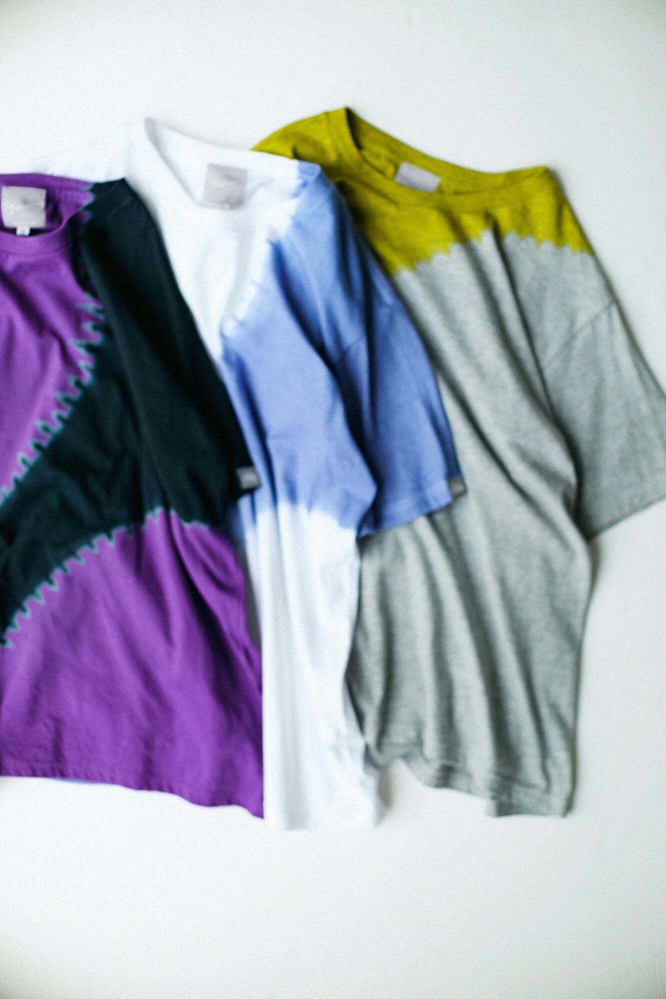 [En ligne uniquement] T-shirt à manches courtes teint à chikaki Shibori [5.0] / Messenger Heather Gray X Yellow