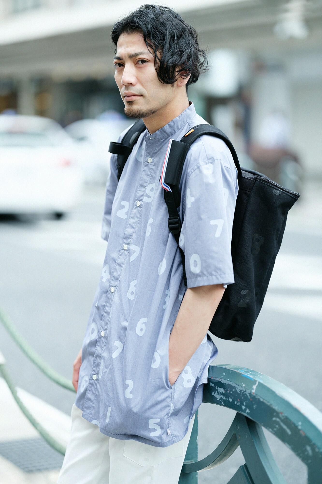 net限定30%OFF】スタンドカラー半袖シャツ SP／SO-SU-U 紺鼠（こんね