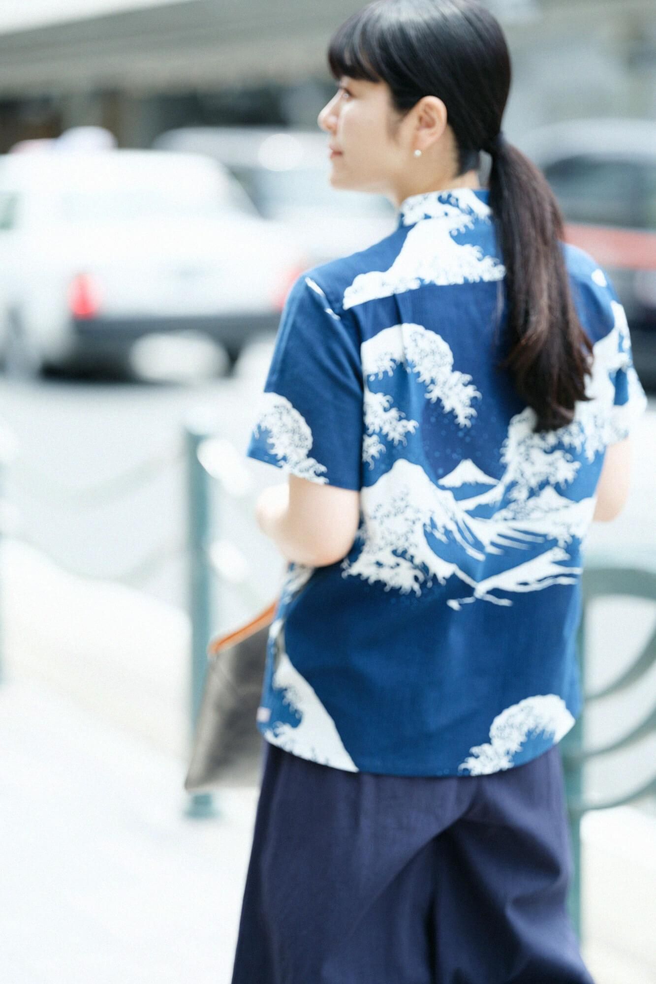 net限定】高島縮 20/20 藍捺染（あいなせん） スタンドカラー半袖