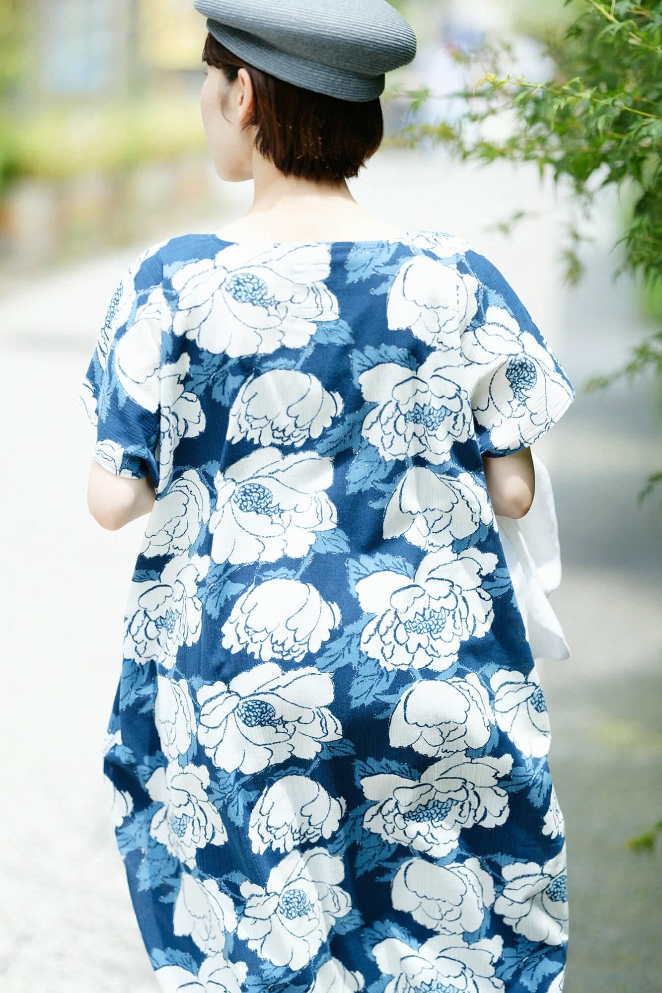 高島縮棉 20/20藍捺染長方形洋裝/牡丹華