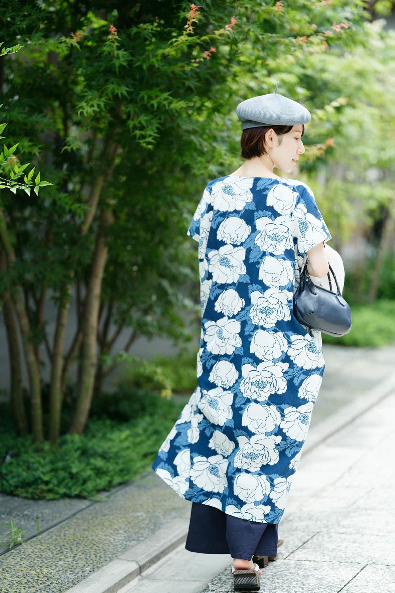 高島縮棉 20/20藍捺染長方形洋裝/牡丹華