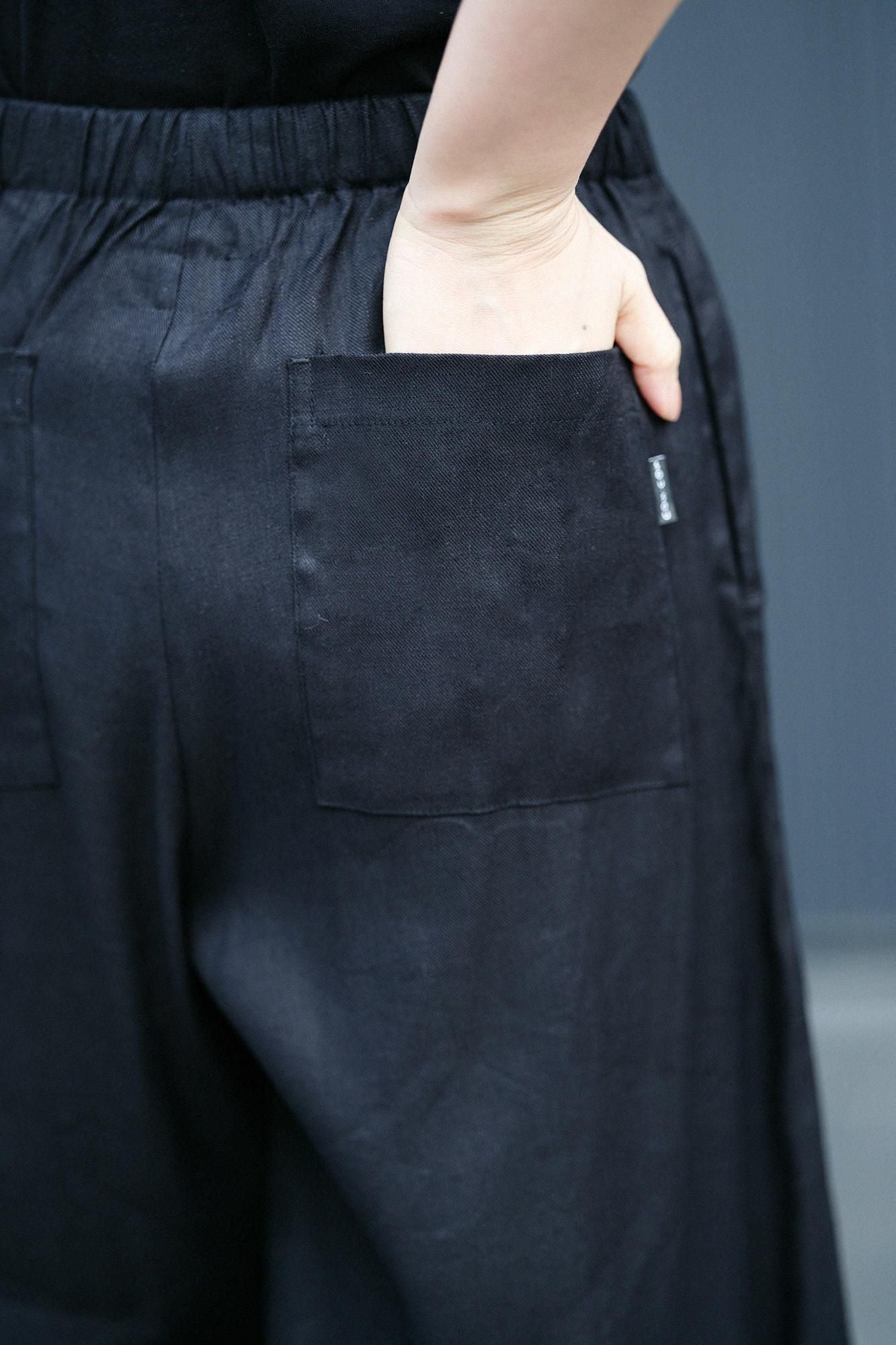 [Versand voraussichtlich um den 3. März herum] Leinen-Stretch-Denim in weitem Schnitt, Monpe, sanfte/nasse Farbe