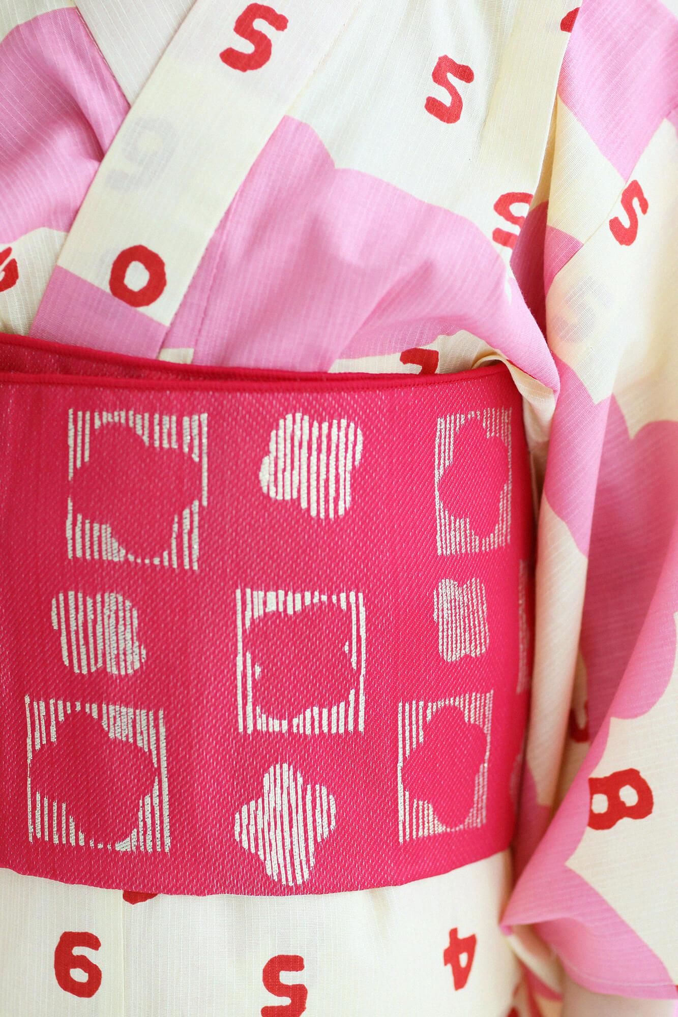 ● Hekoobi/Yuuenchi 딸기