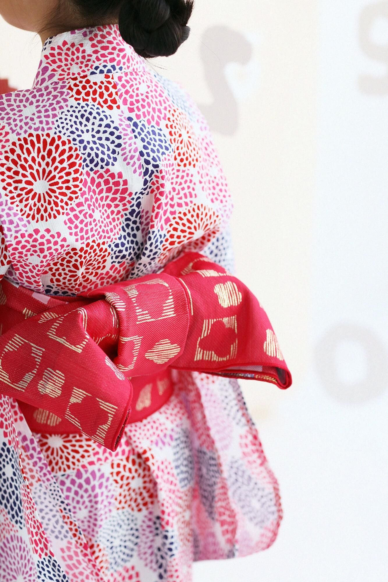 ● Hekoobi/Yuuenchi 딸기