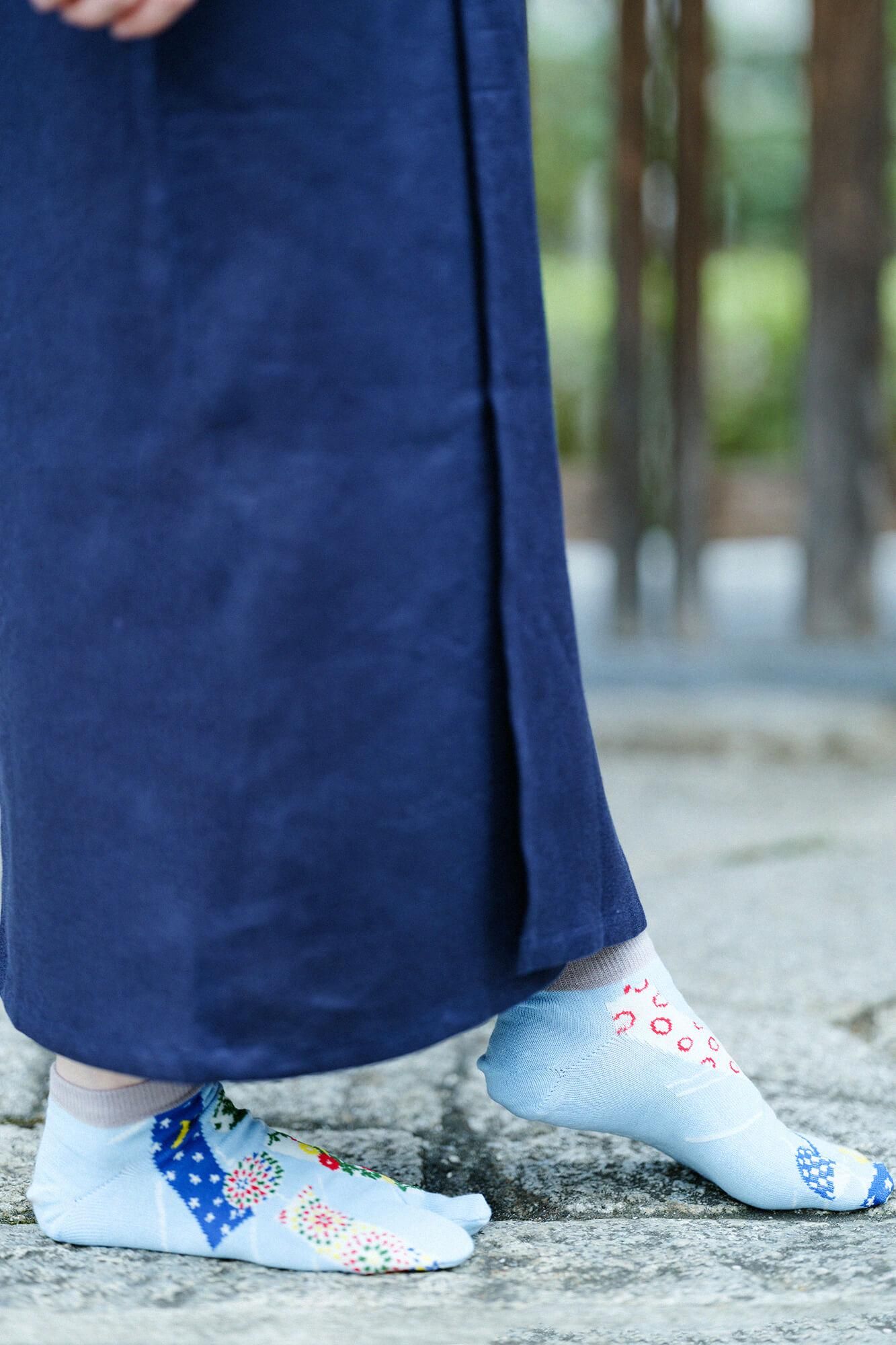 在Tabi袜子（脚踝长度）/风铃（男人和女人）下