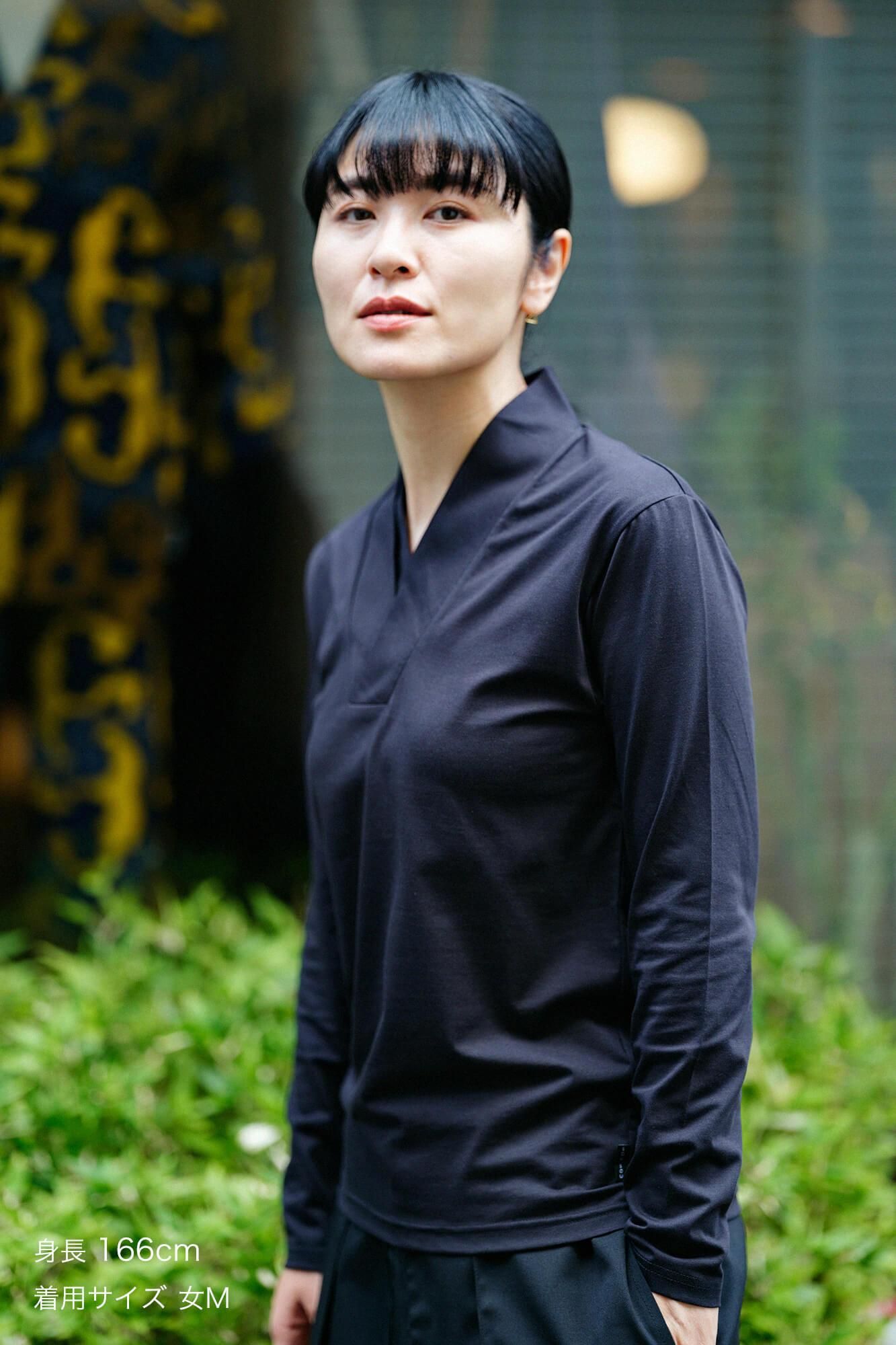 【アンティーク】かすれ縞にねじ梅散らし文 刺繍半衿 縮緬 長襦袢 丈123　TAHH01010風楽 110双 超長綿（ちょうちょうめん） 半衿狭風靡（はんえりせば