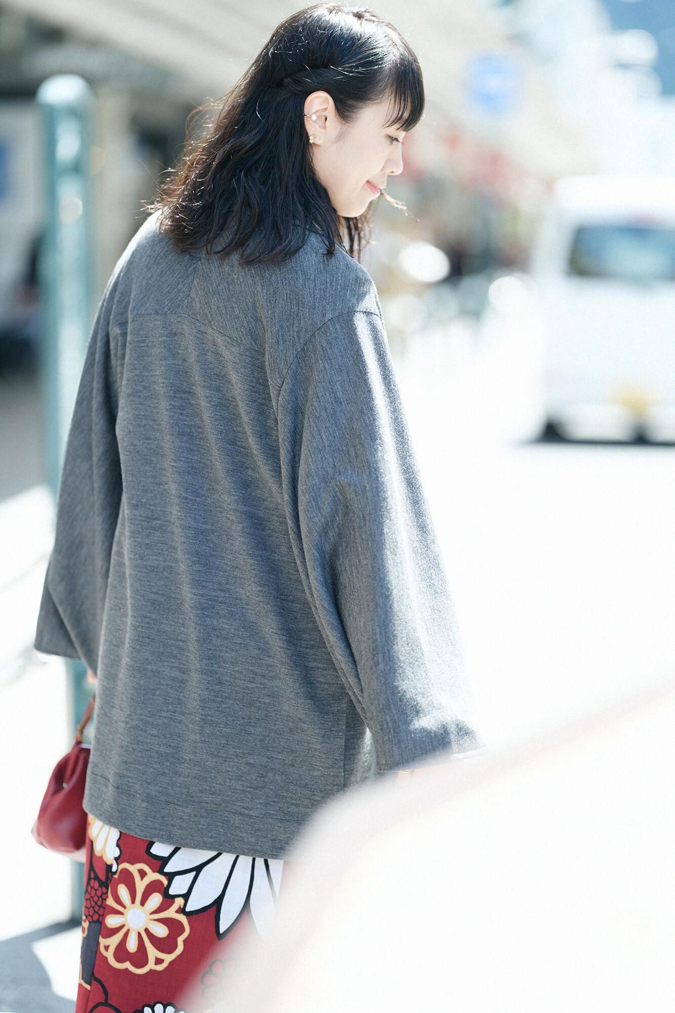 【net限定】コーデュラ混 梳毛（そもう） 小袖蘭陀（こそでらんだ）／杢墨（もくずみ）