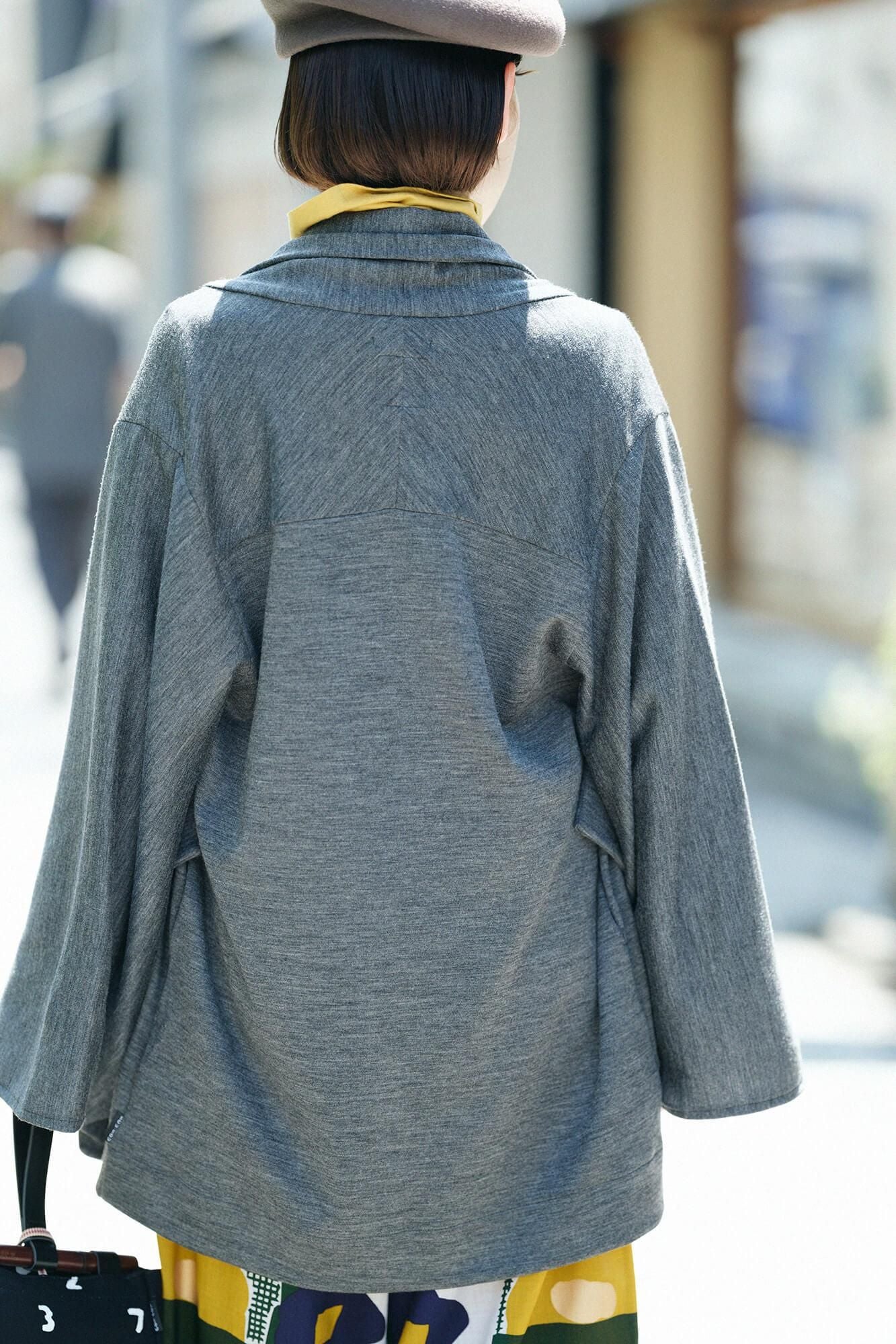 【net限定】コーデュラ混 梳毛（そもう） 小袖蘭陀（こそでらんだ）／杢墨（もくずみ）