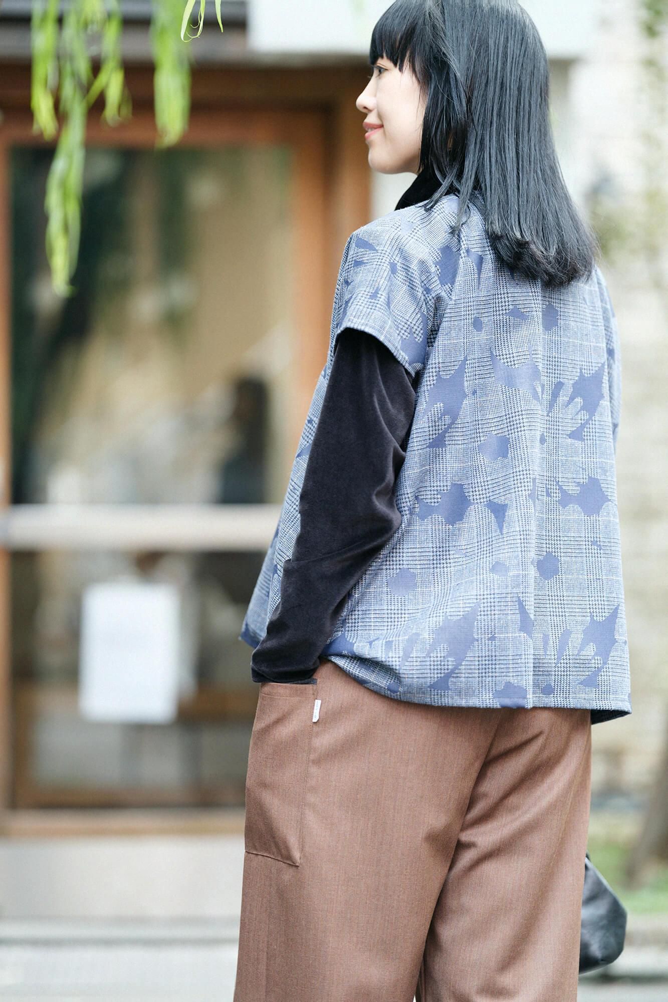【net limited】Houndstooth Weave Square Top / Oraka Greyish Blue