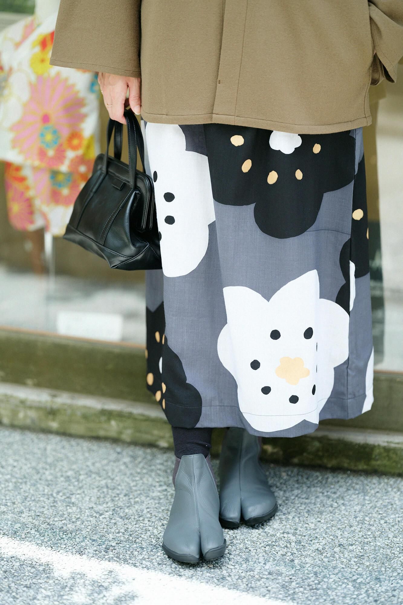 Muslin Wool Long Skirt / Dark Grey Smile