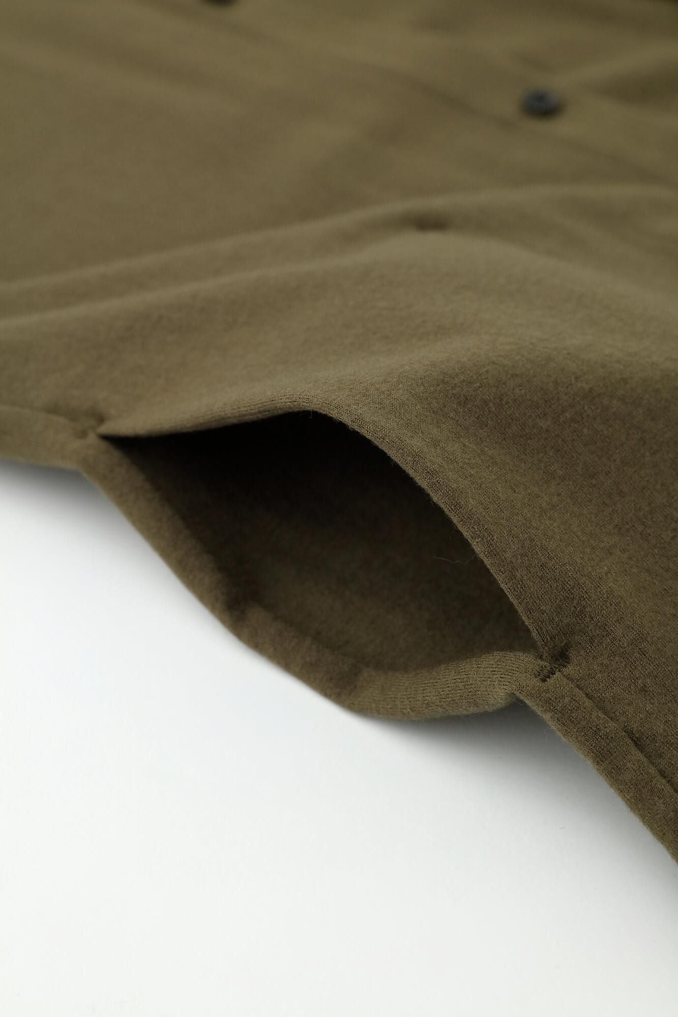 梳毛 針織圓弧袖襯衫 細領 短版／璃寛茶色