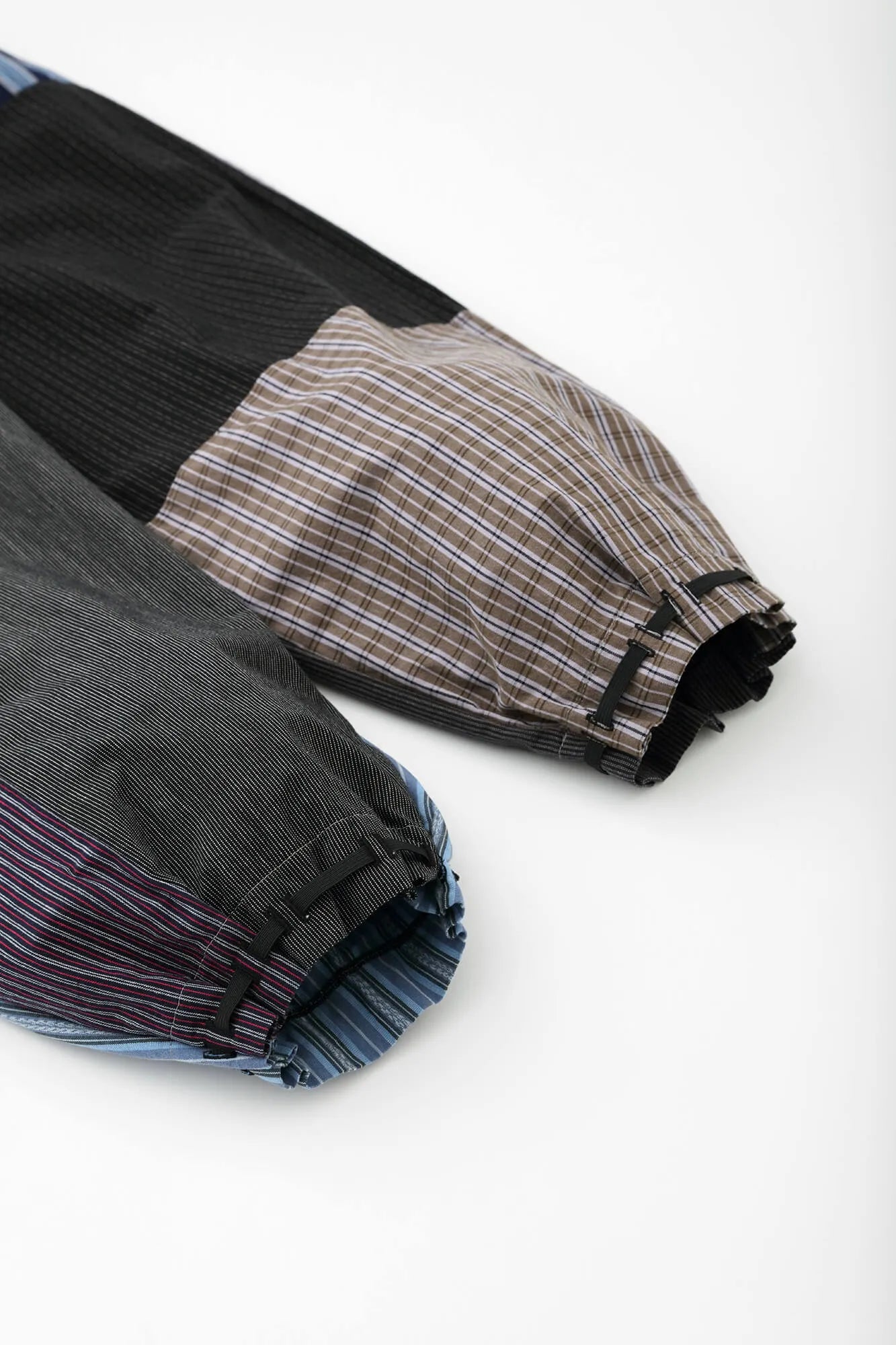 Isemomen Cotton 20/20 Yobitsugi Gathered Pants 