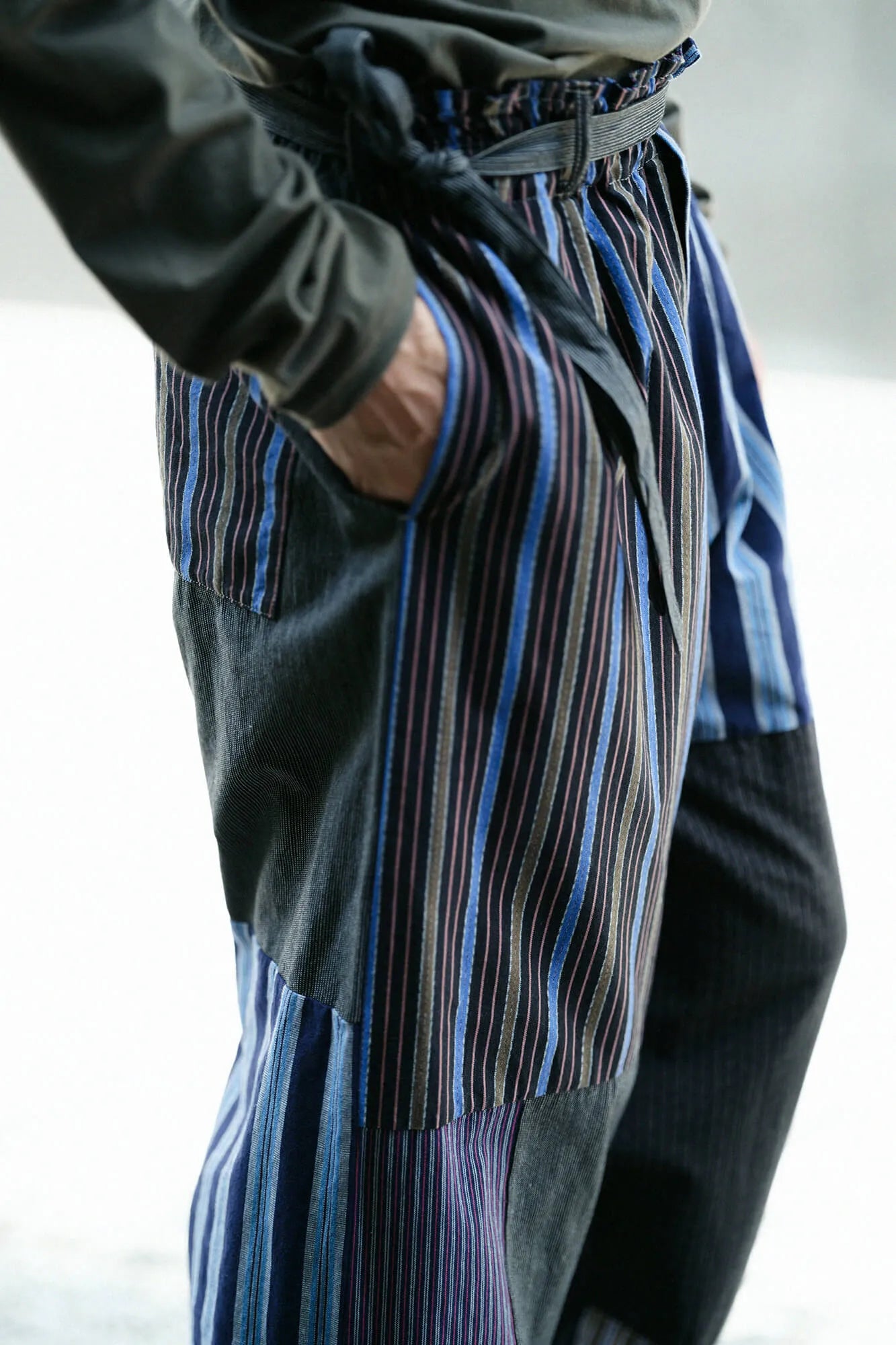 Isemomen Cotton 20/20 Yobitsugi Gathered Pants 