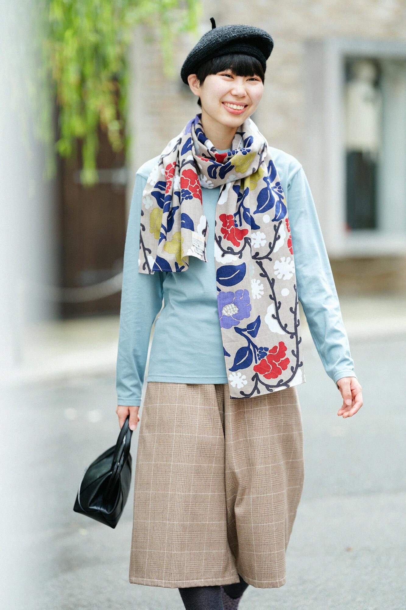 Isemomen Cotton Scarf / Camellia in Snow