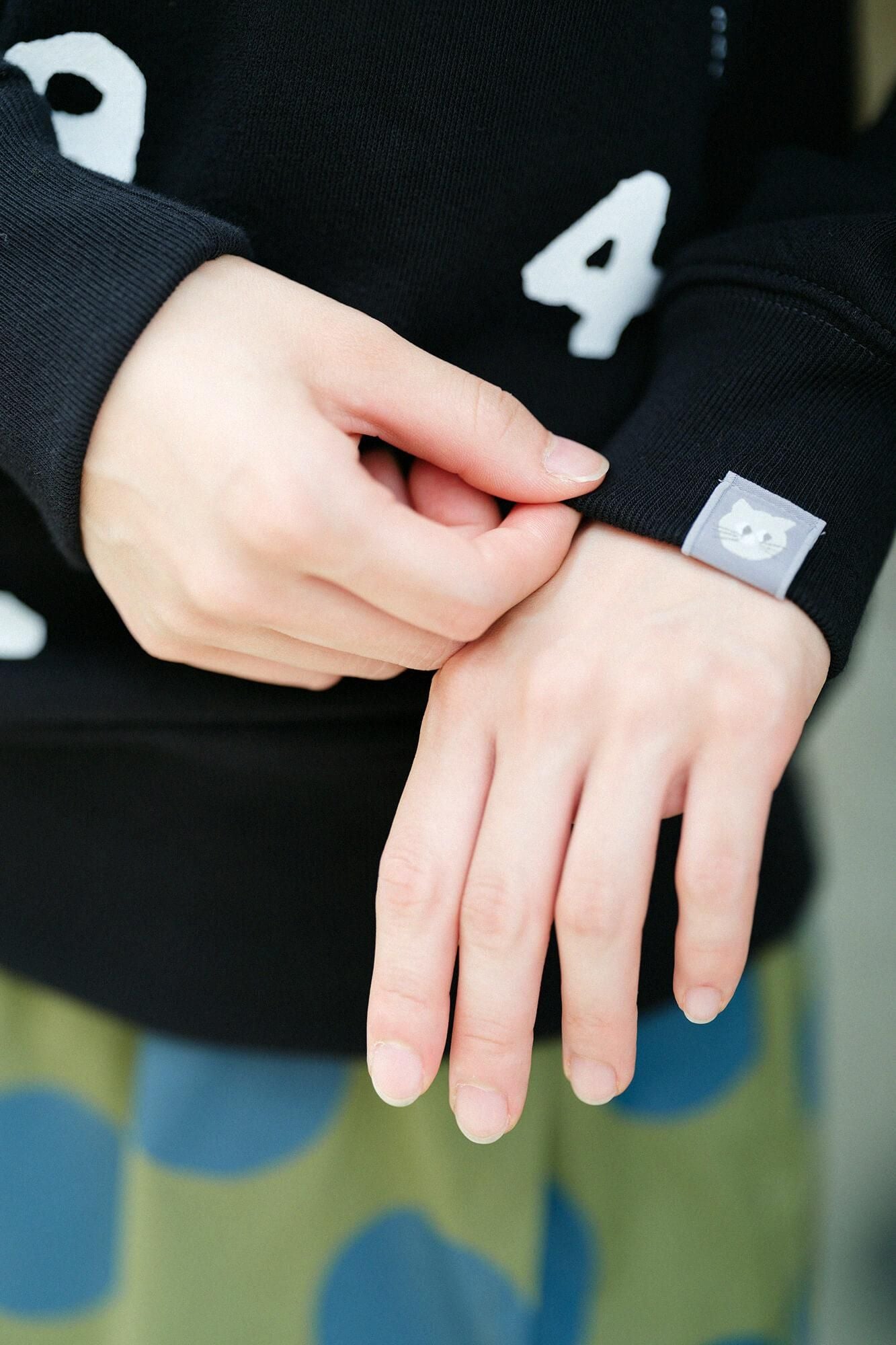 SO-SU-U 데포르타레 스웨트 셔츠 [8.4]/Black X White