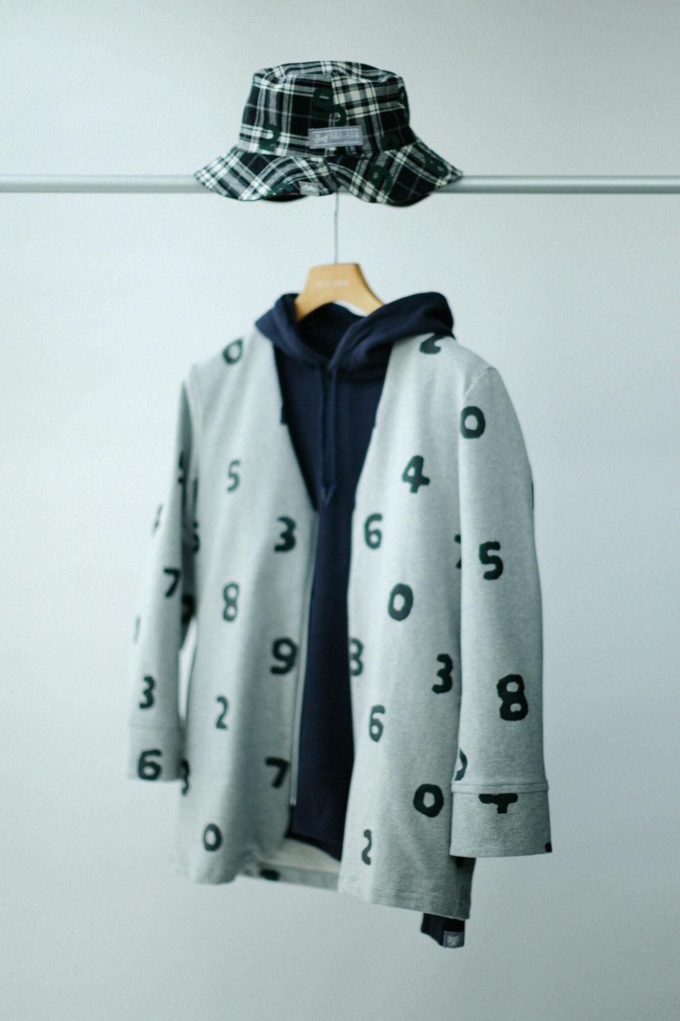 So-Su-U Deportale运动衫连帽衫[9.7]/黑海军