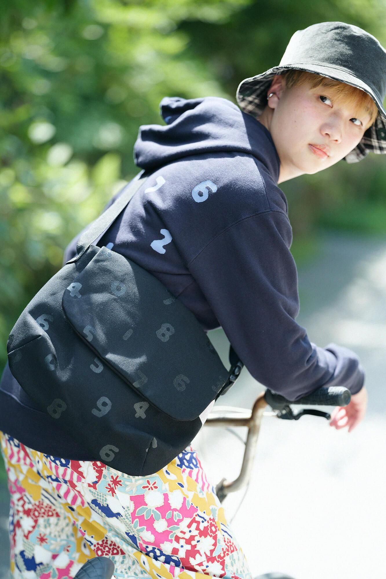 So-Su-U Deportale运动衫连帽衫[9.7]/黑海军