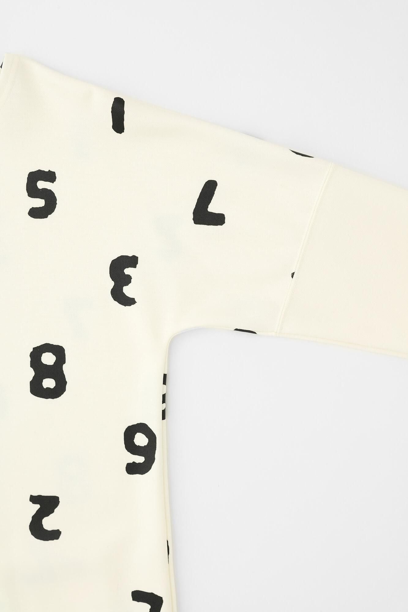 【net限定】ダンボールニット 型ぬき長袖Tシャツ／SO-SU-U上下（しょうか） 生白（きじろ）