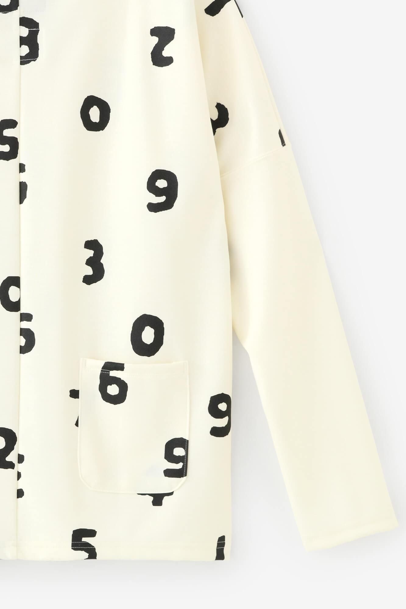 【net限定】ダンボールニット 型ぬき長袖Tシャツ／SO-SU-U上下（しょうか） 生白（きじろ）