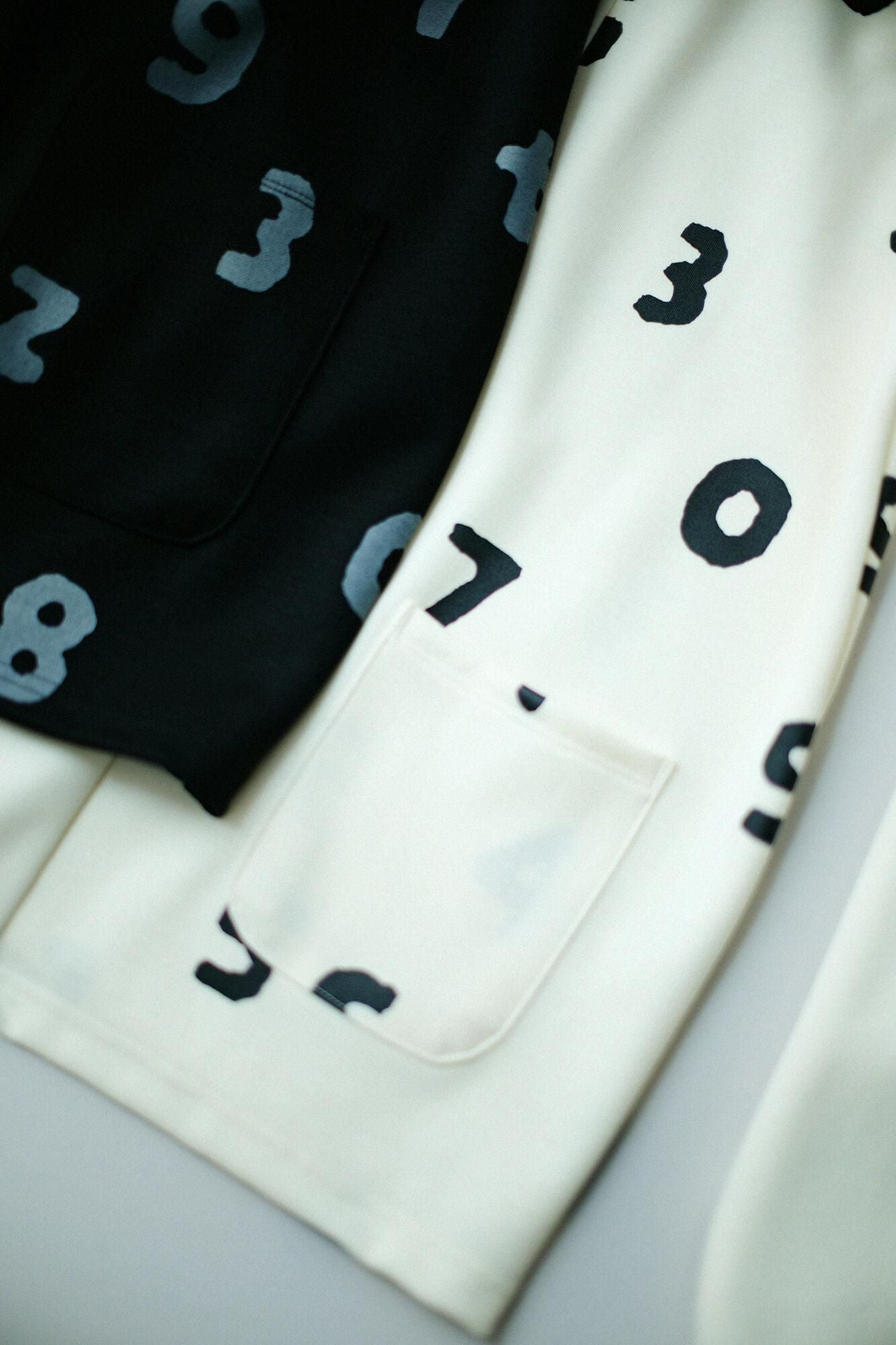 【net限定】ダンボールニット 型ぬき長袖Tシャツ／SO-SU-U上下（しょうか） 濡羽色（ぬればいろ）