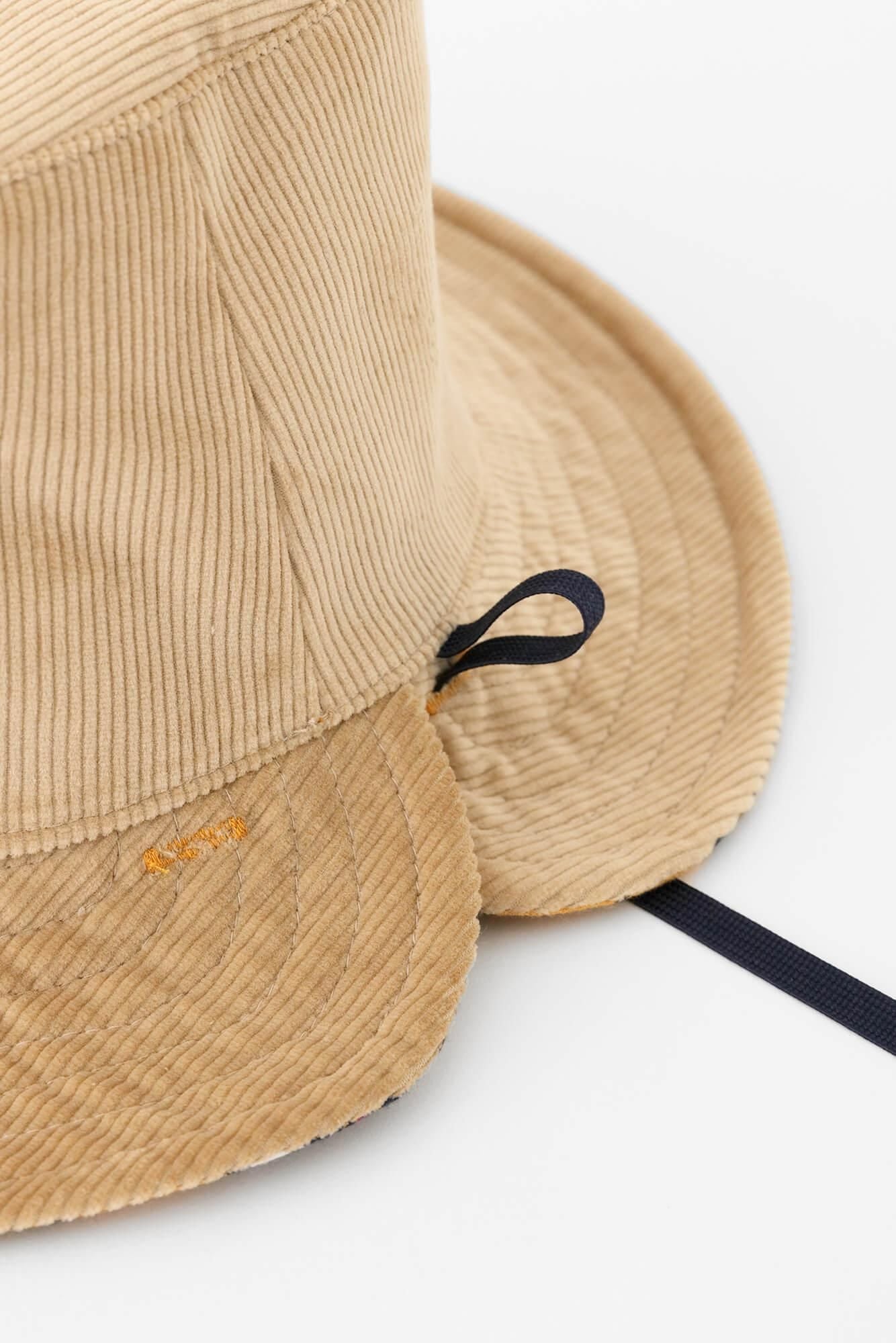 Chapeau de vélo réversible / chèque jaune x so-su-u