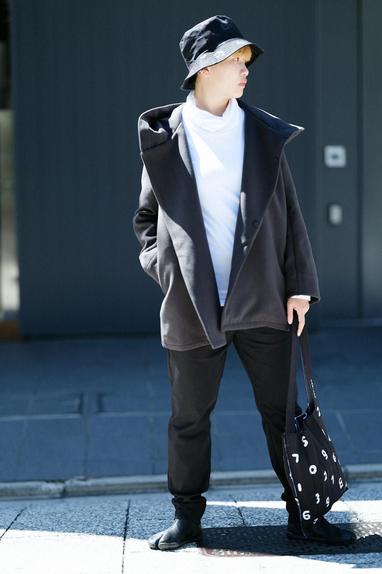 Twist Turtle Neck Shirt L/S / White