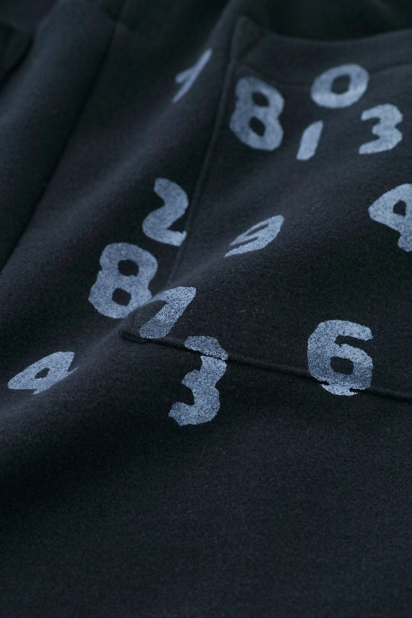 멜턴 이지 테이퍼드 팬츠／남색