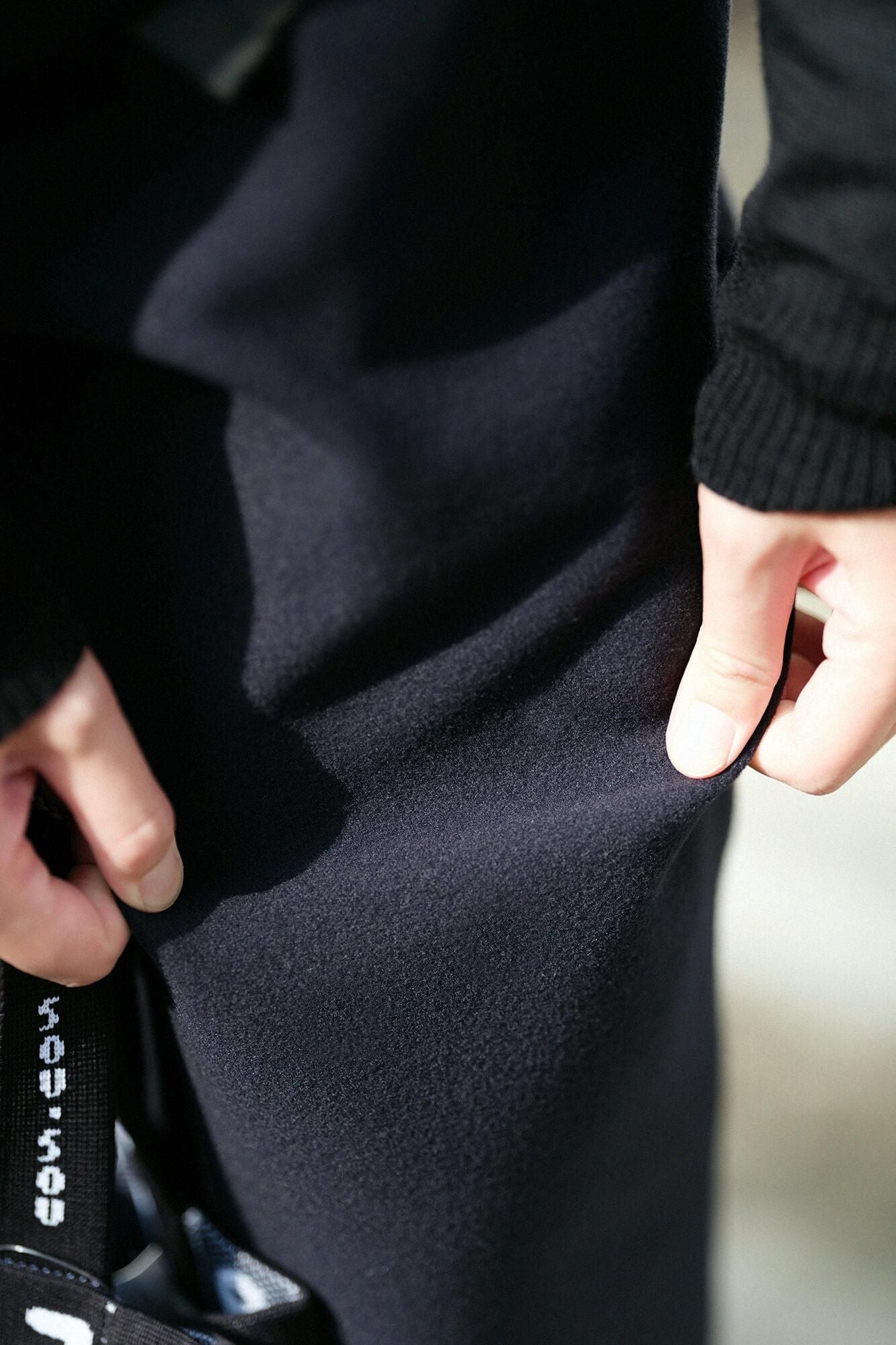 멜턴 이지 테이퍼드 팬츠／남색