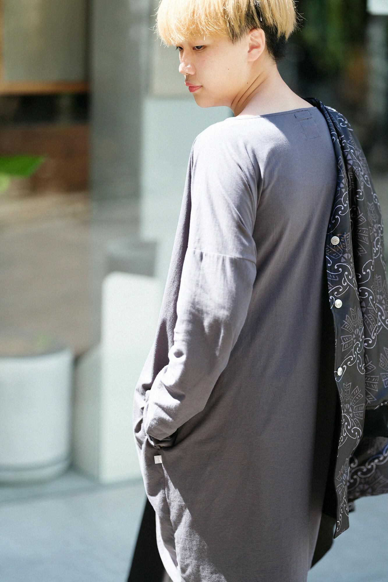 超長棉 船領L/S 長版上衣／墨色