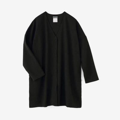 多樣織V領 輕型外套/黑色