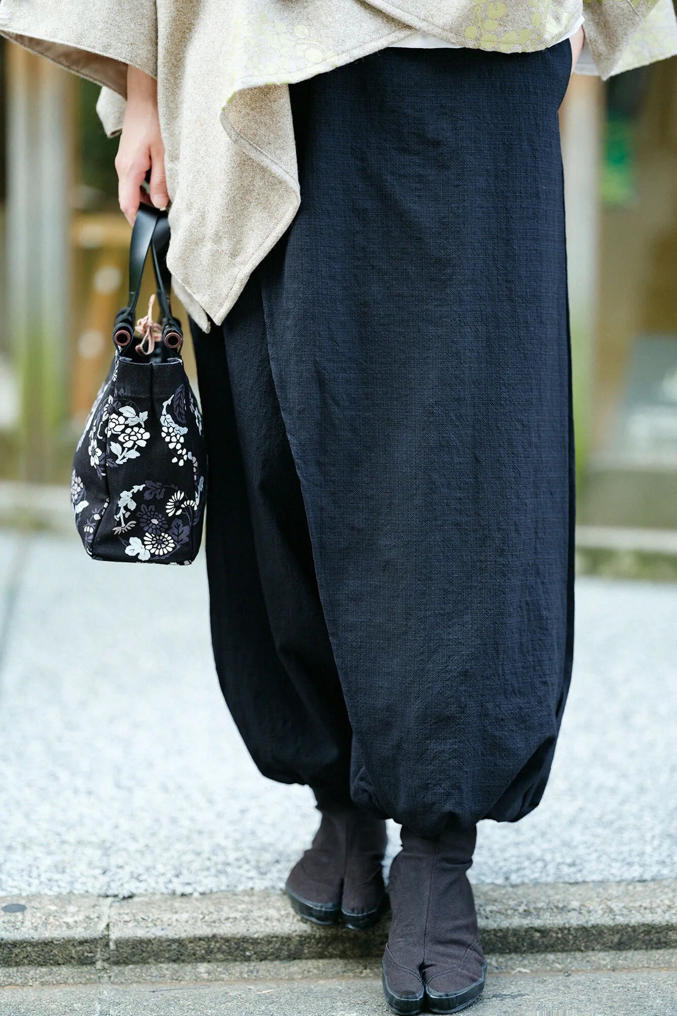 【net limited】Imported Combed Yarn (ha minds old time with lei So-mo ) Wrap Harem Pants (ha Mikan Skirt lei Pants and Skirts ) / Black Blue)