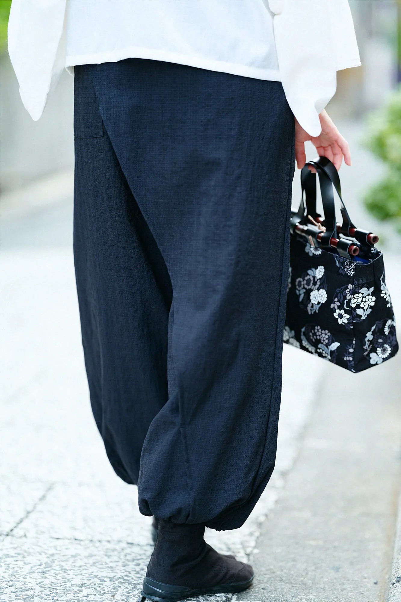 【net limited】Imported Combed Yarn (ha minds old time with lei So-mo ) Wrap Harem Pants (ha Mikan Skirt lei Pants and Skirts ) / Black Blue)