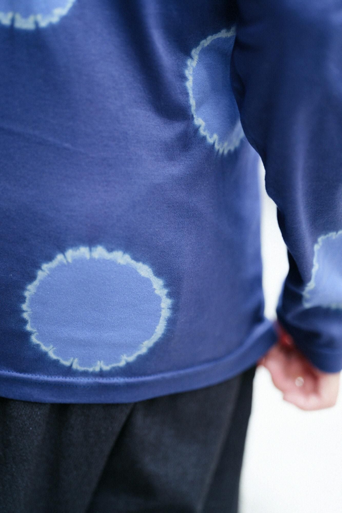 近清紮染 雙面編 高領上衣／大圓點 寶藍色×薰衣草紫