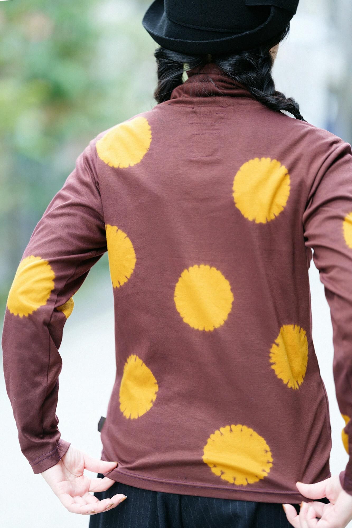 近清紮染 雙面編 高領上衣／大圓點 棕色×琥珀色