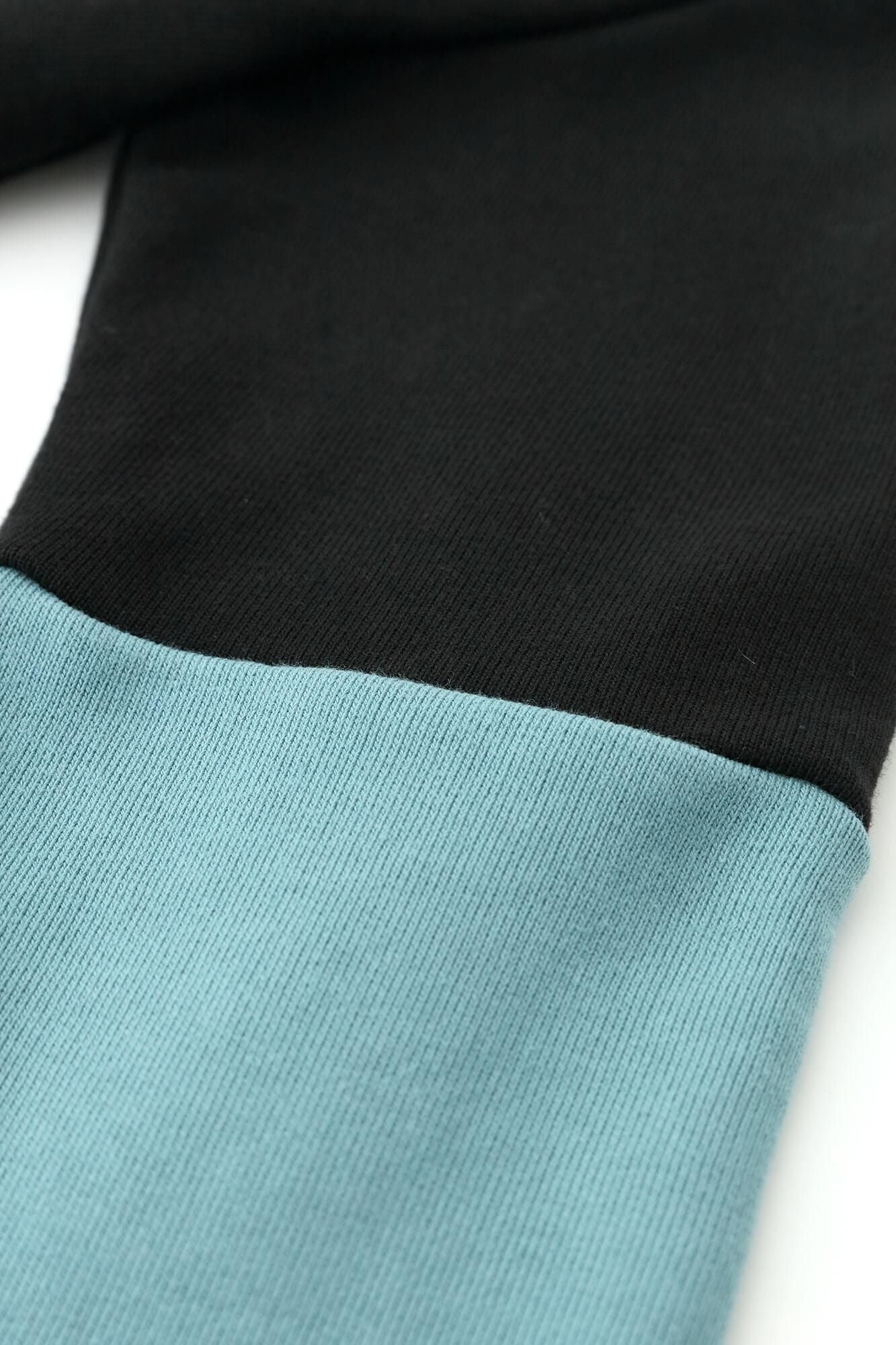 ●內抓毛雙色袖外套黑色/ ×藍綠色