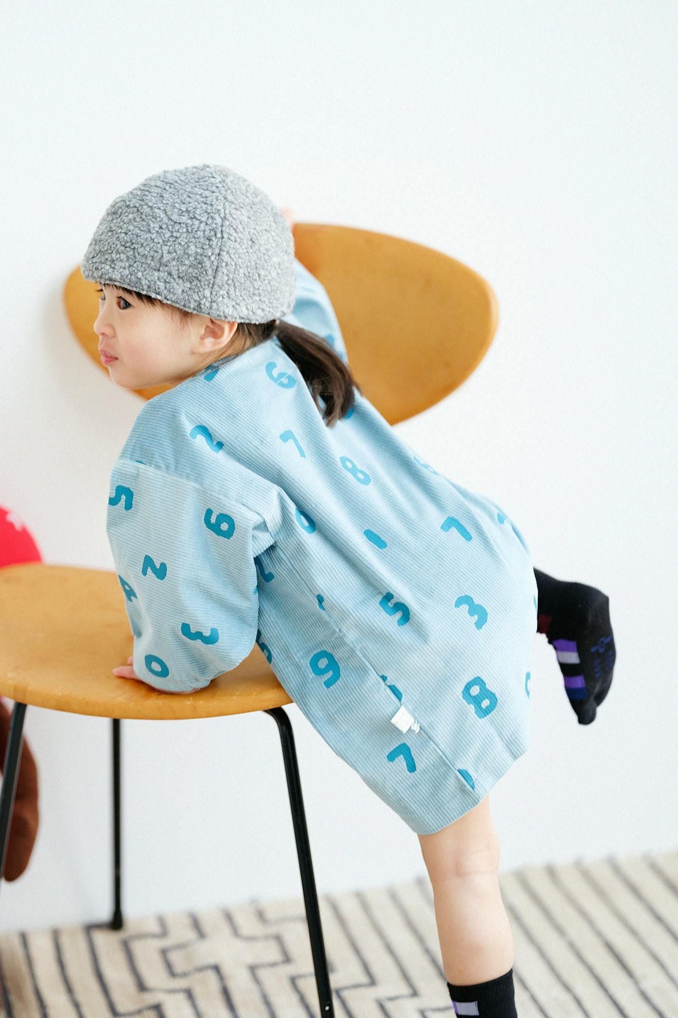 ●燈芯絨 圓弧袖貫頭衣／SO-SU-U 十數 淡藍色