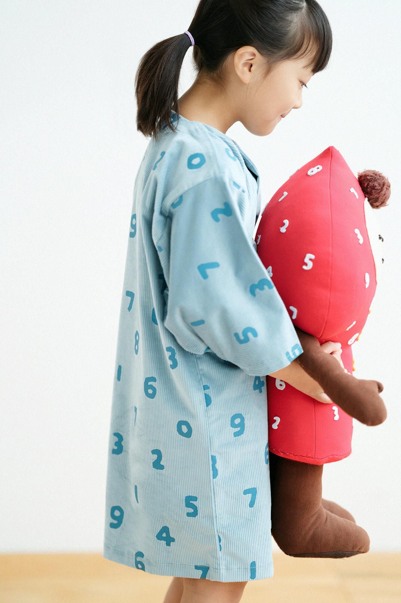 ●燈芯絨 圓弧袖貫頭衣／SO-SU-U 十數 淡藍色