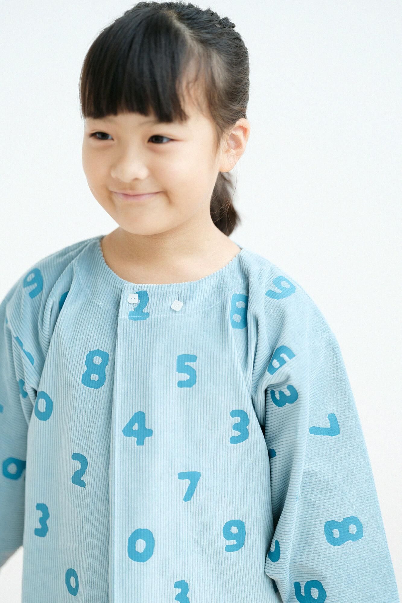 ●燈芯絨 圓弧袖貫頭衣／SO-SU-U 十數 淡藍色