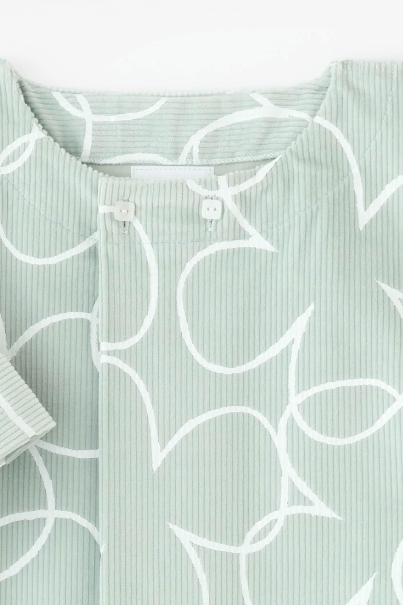 ●燈芯絨 圓弧袖貫頭衣／四葉草 淺綠色